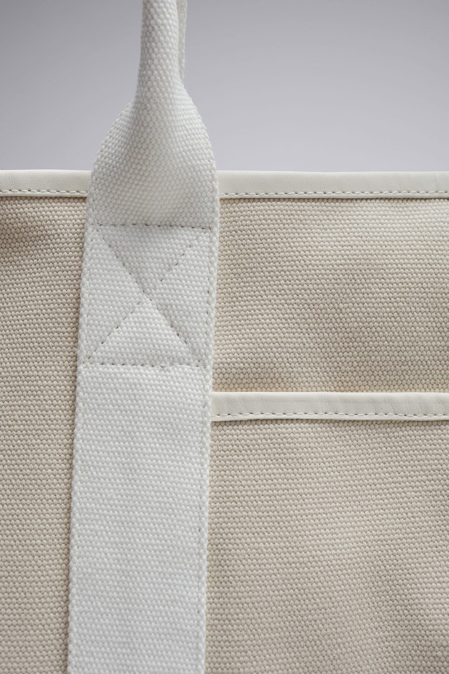 BRUNE CANVAS TOTE WHITE 5
