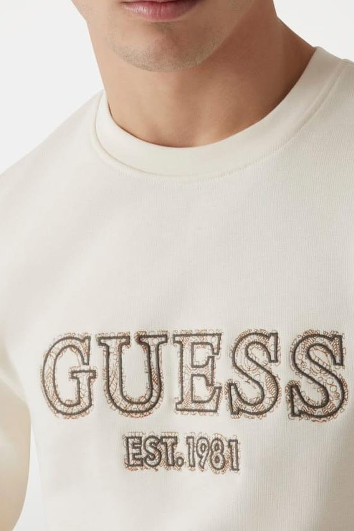 GUESS ECO CN BASIC LOGO SWEATS VANILLA CREAM 2