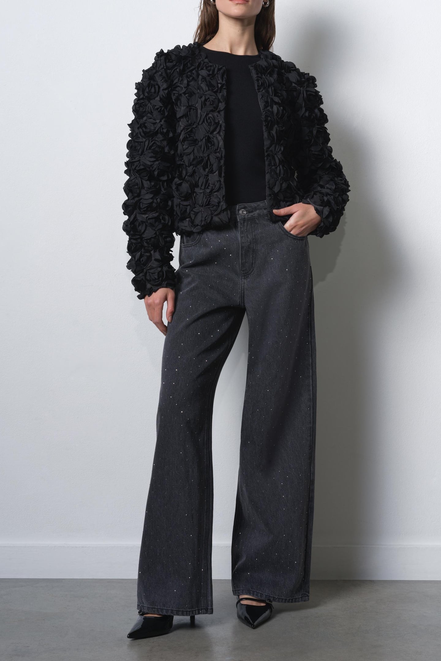 VERITY TEXTURED SHORT JACKET BLACK 1