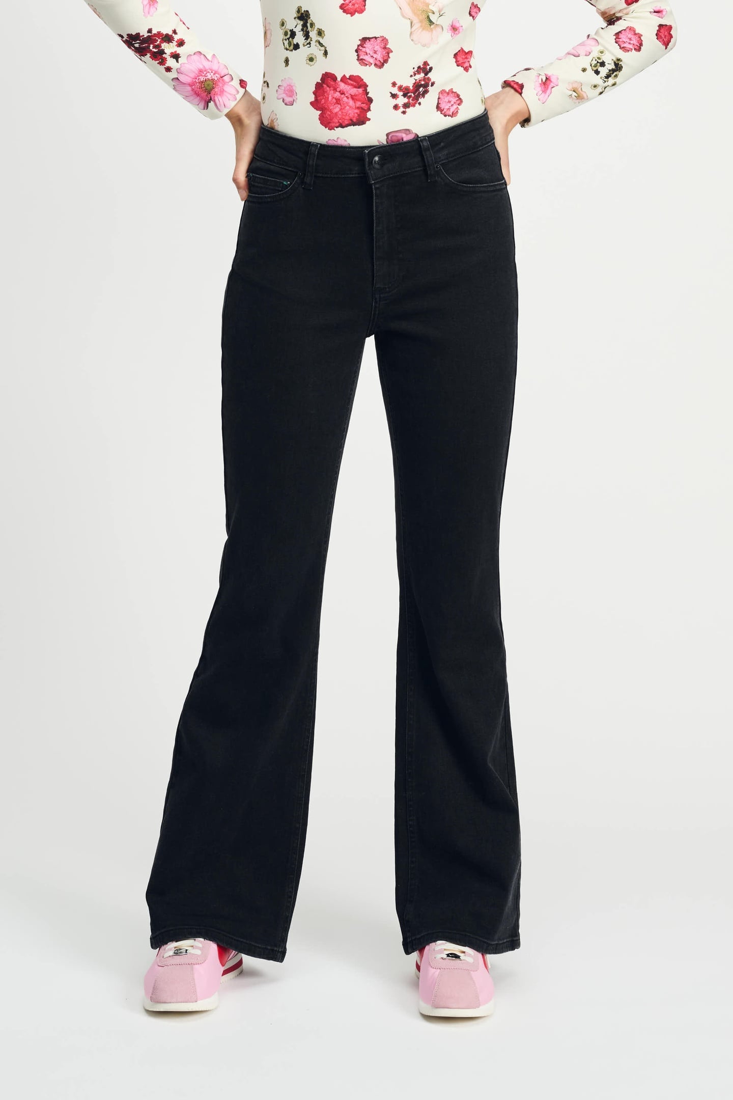 JEANS - ESMEE FLARE VINTAGE BLACK 1