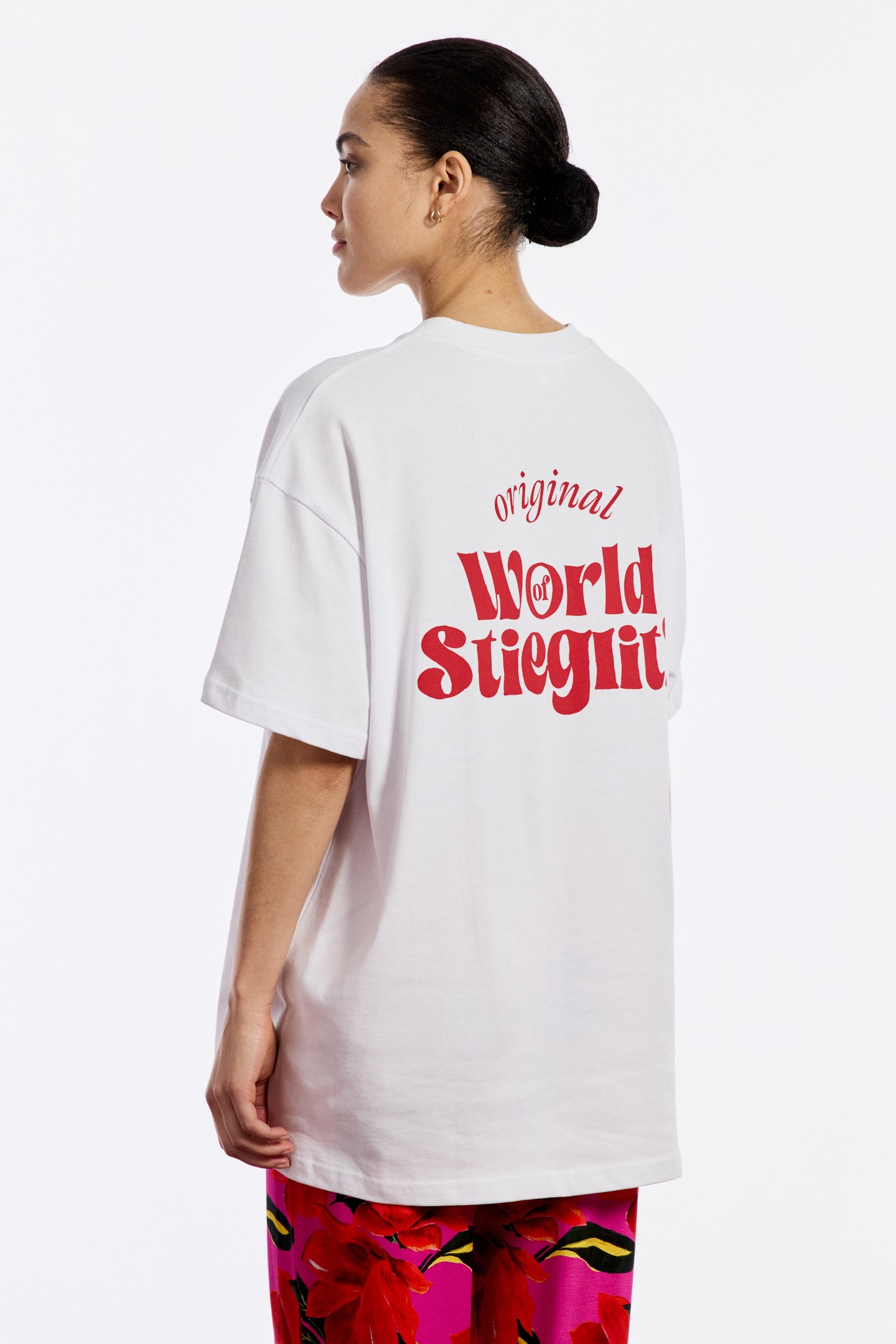 WORLD OF STIEG OVERSIZED T-SHIRT WHITE 2