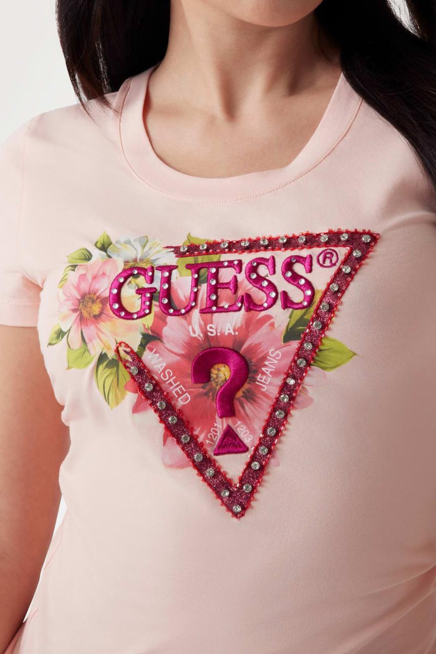 GUESS ECO SS CN TRIANGLE BEADS PEACH CREME 6