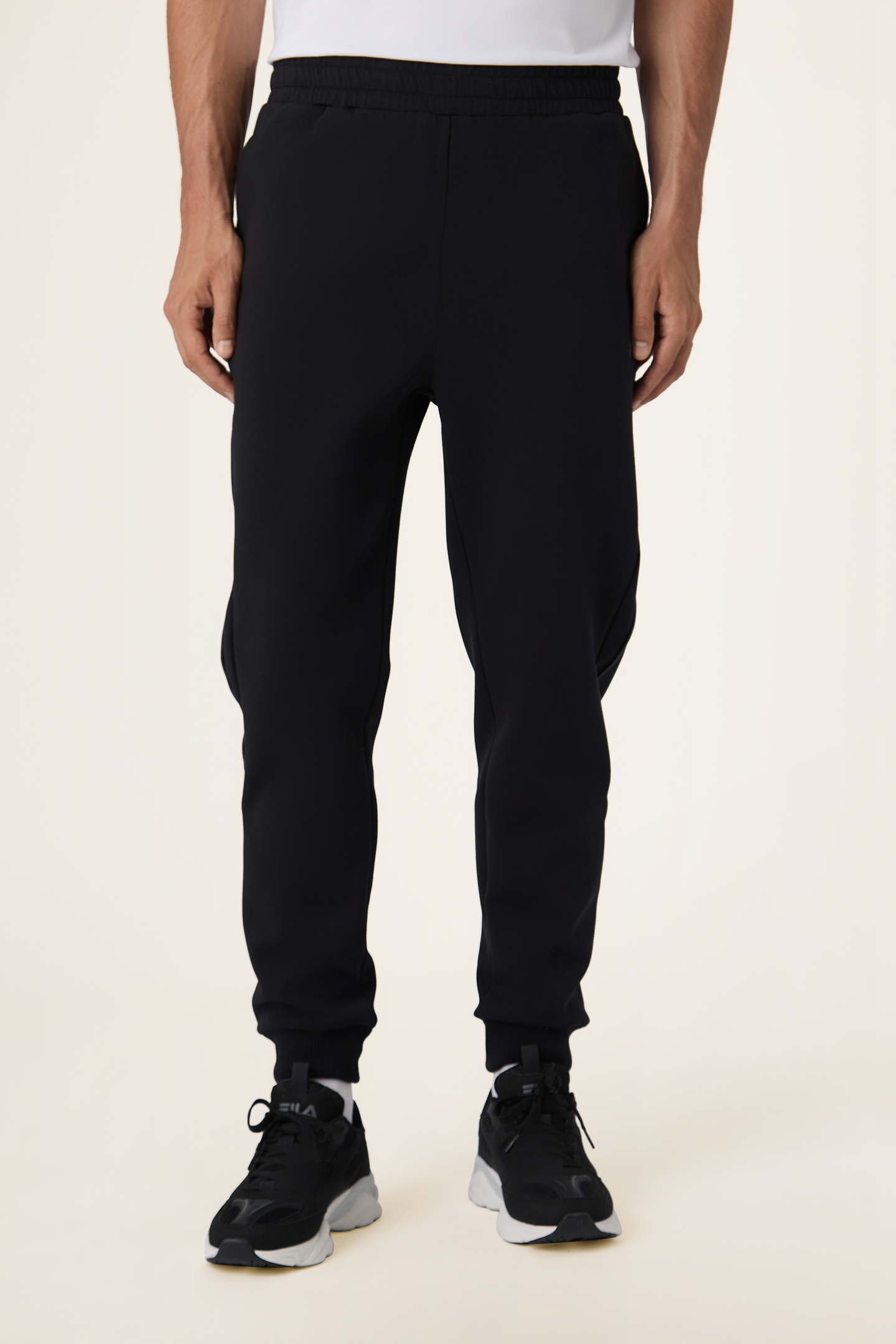 FILA Rivoli Slim Sweatpants Black Maat: M | Joggingbroeken Outlet | Heren | Zwart