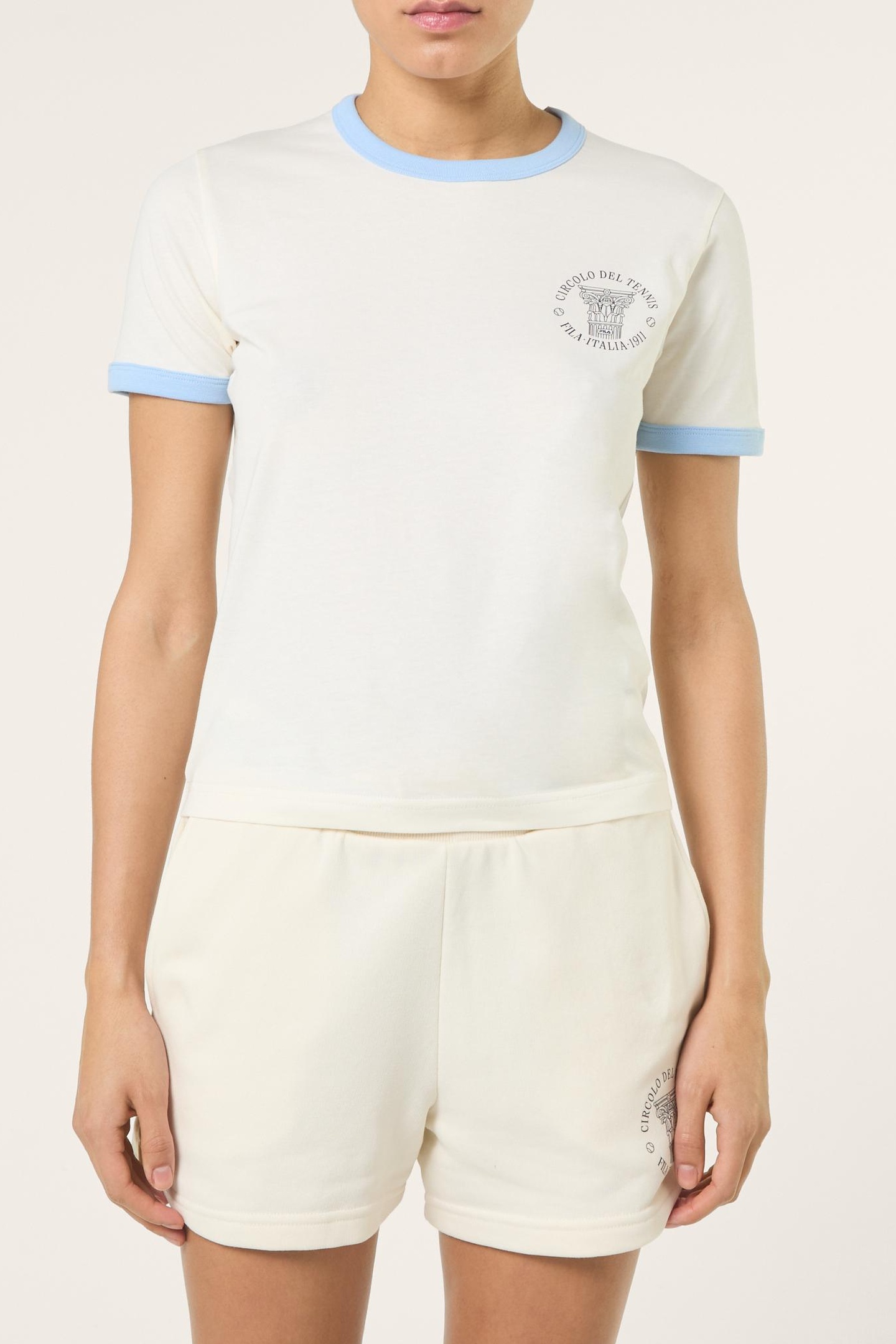 FILA Marlia Regular Graphic Ringer T-shirt Egret Maat: L | Tops Outlet | Dames | Blauw