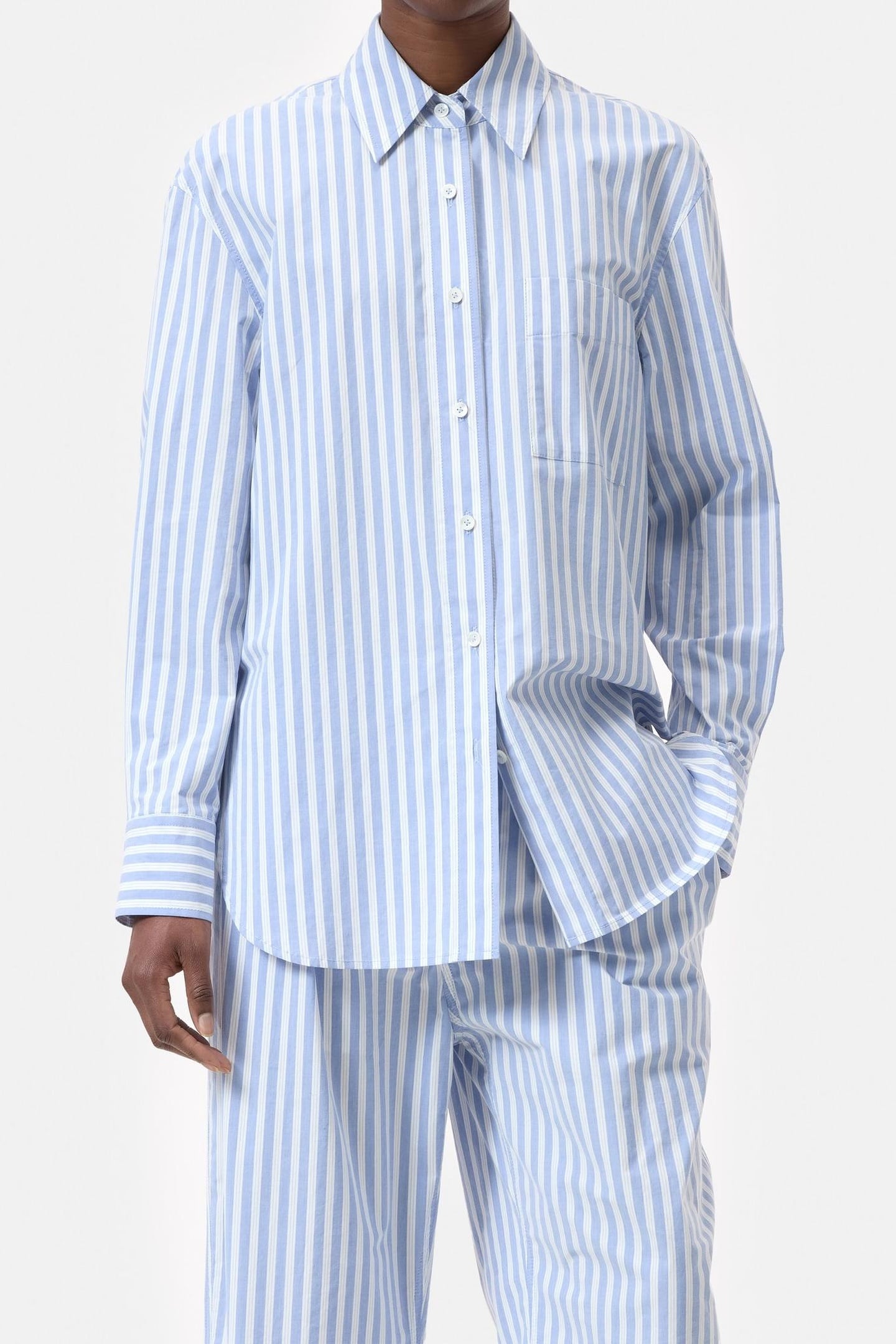 Closed Oversize Shirt Cornflower Blue Maat: S | Overhemden Outlet | Dames | Blauw