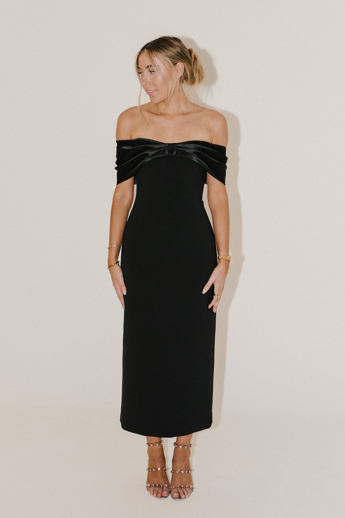Odd Muse Bow Midi Dress Black Maat: XXL | Midi Jurken Outlet | Dames | Zwart