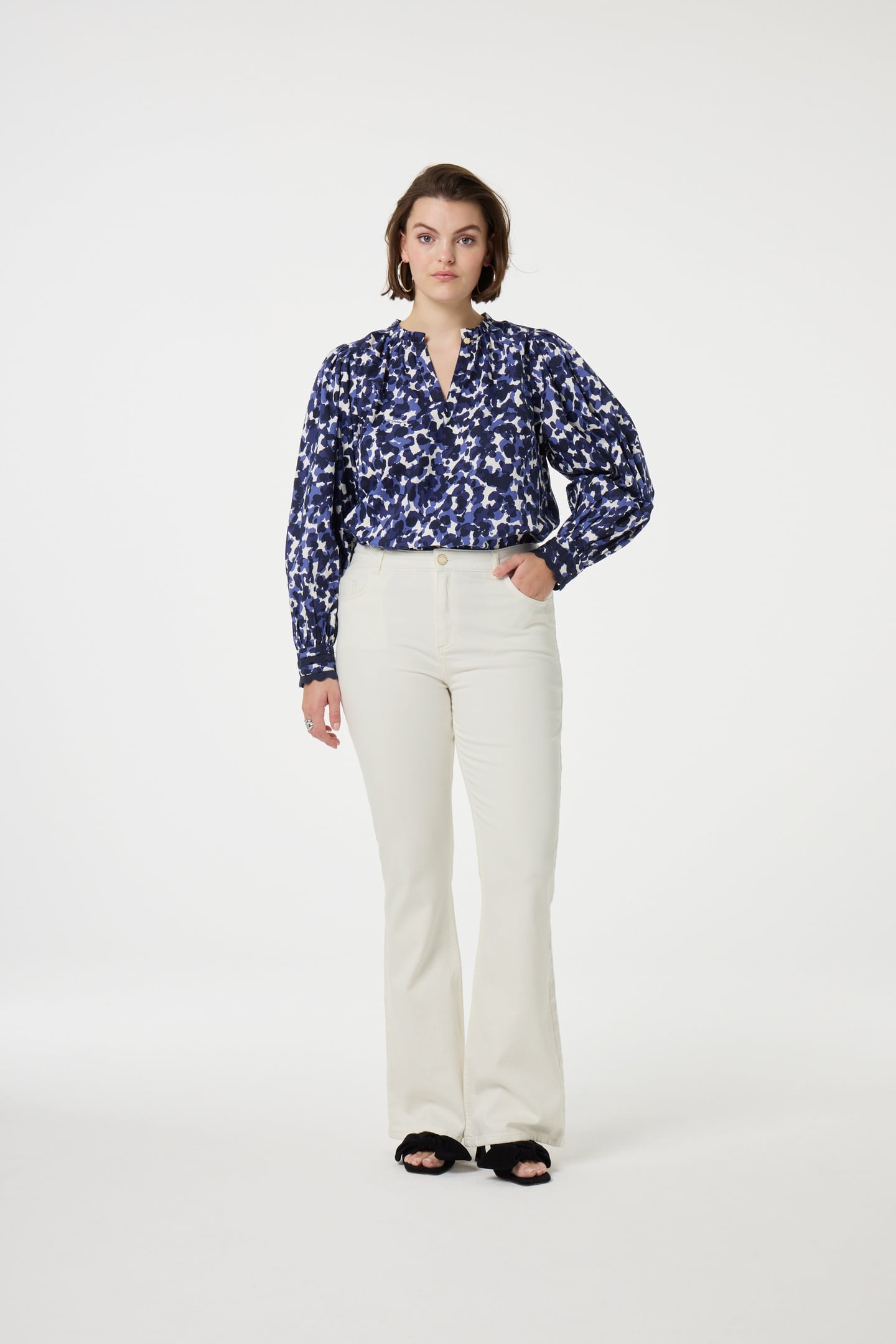 Fabienne Chapot Eva Flare Jeans Cream White Maat: W29L32 | Wijde Broeken Outlet | Dames | Wit