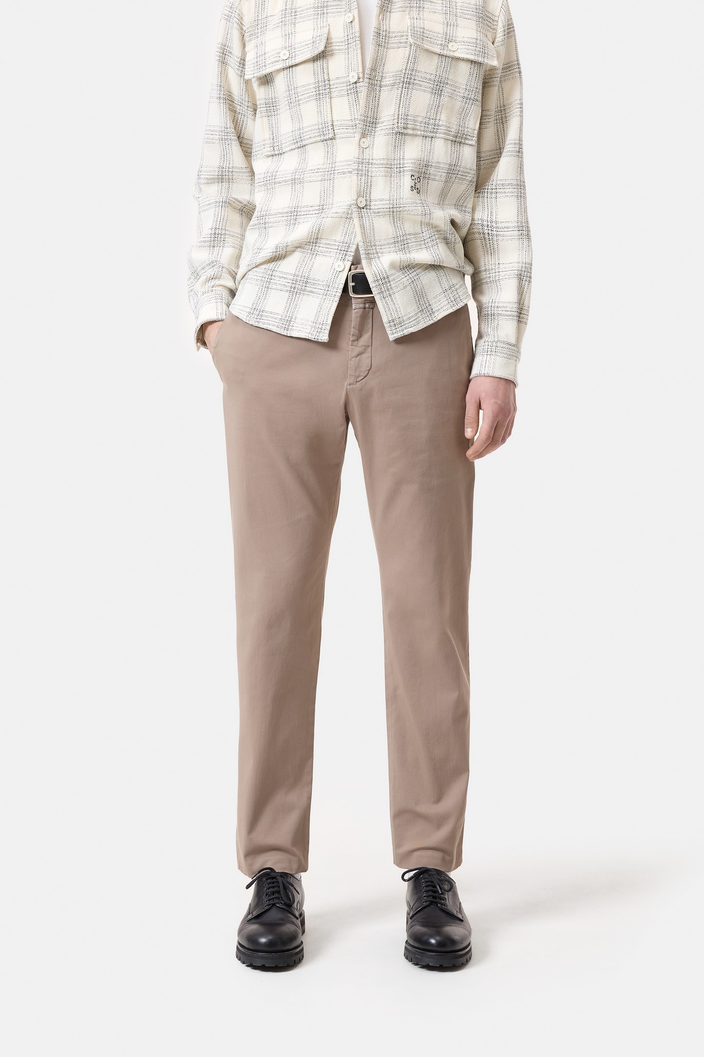 Closed Clifton True Natural Linen Maat: W34L32 | Chino's Outlet | Heren | Beige