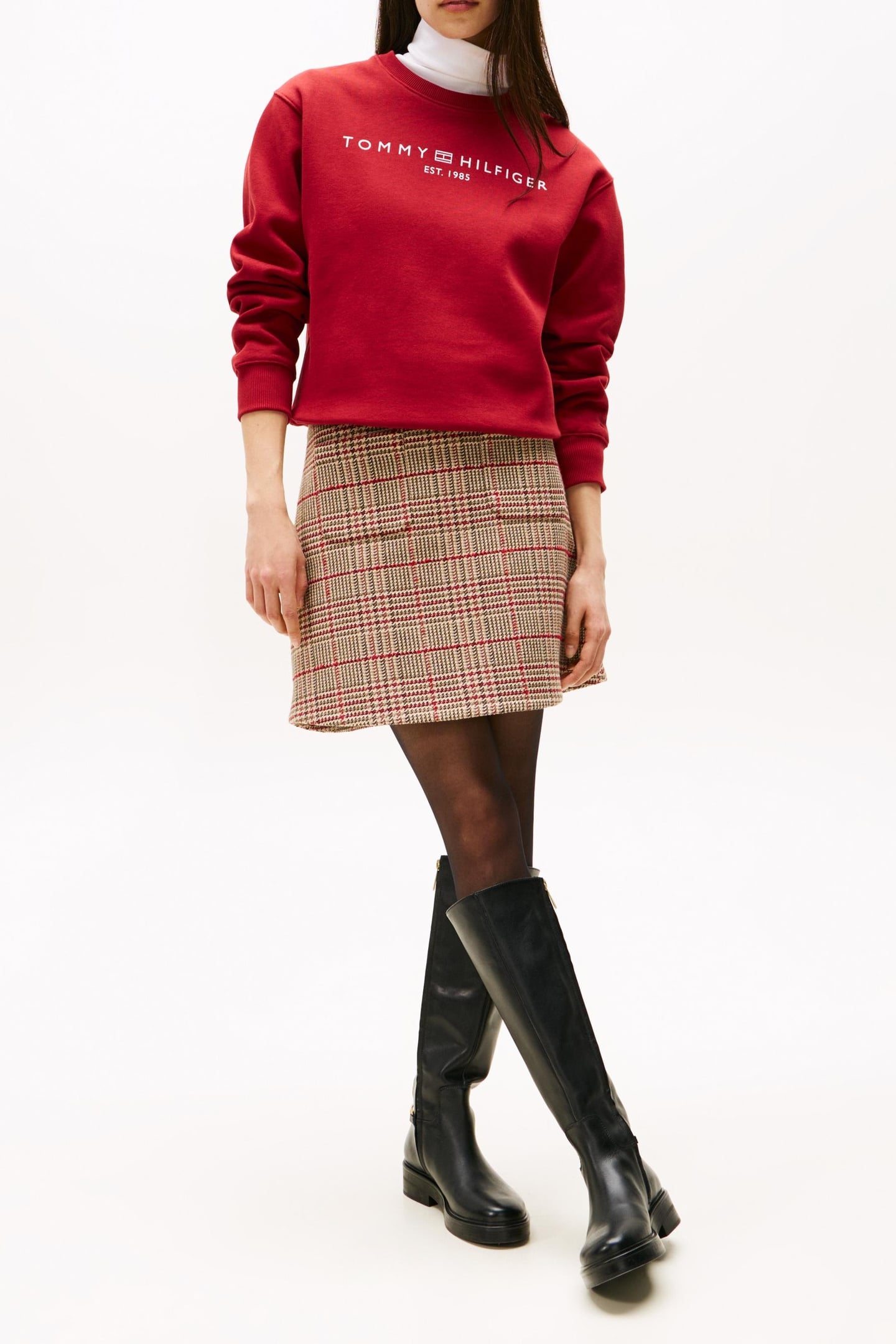 Tommy Hilfiger Modern Regular Corp Logo Sweatshirt Regatta Red Maat: S | Sweaters Outlet | Dames | Rood