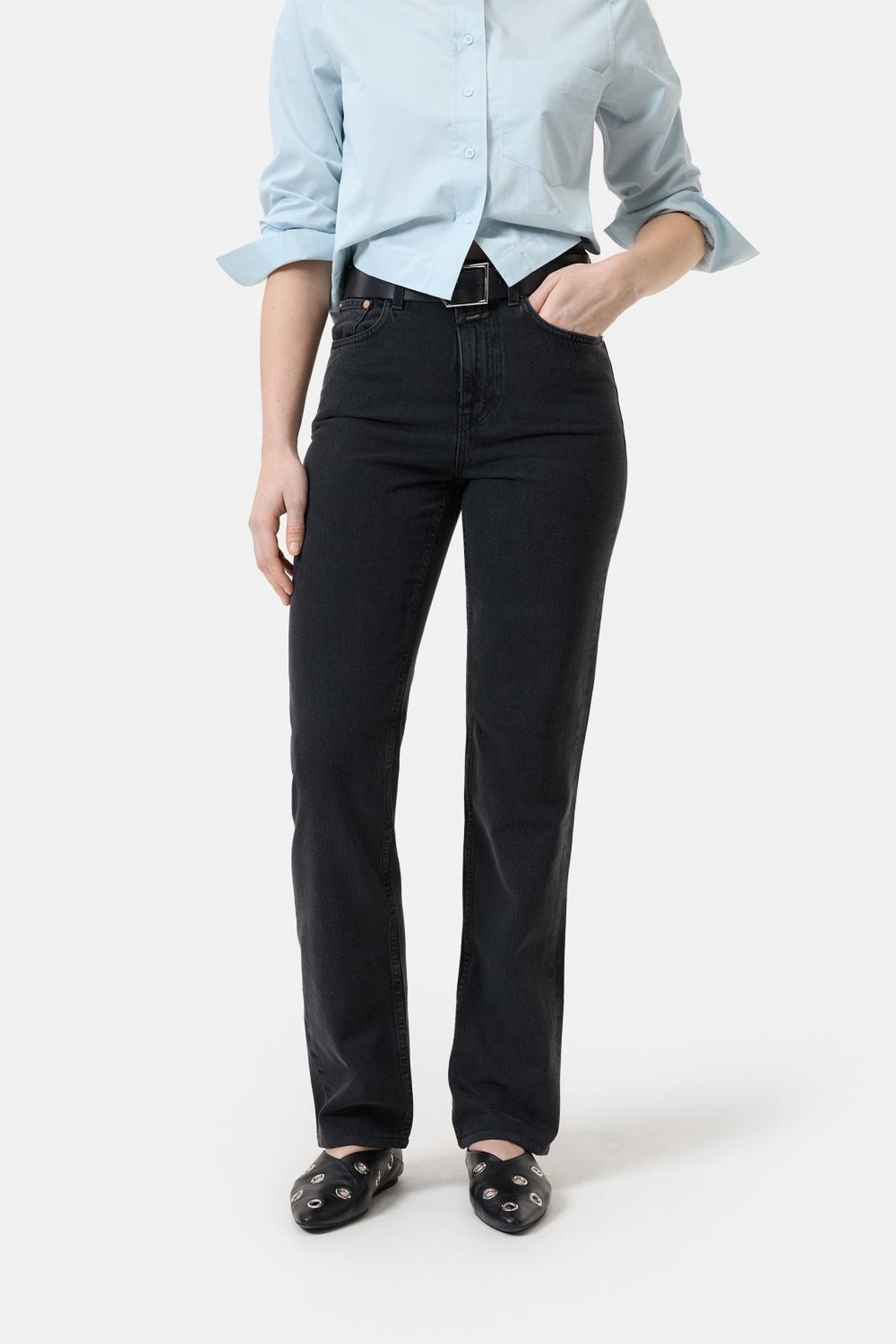 Closed Roan Dark Grey Maat: W26L30 | Straight Broeken Outlet | Dames | Zwart