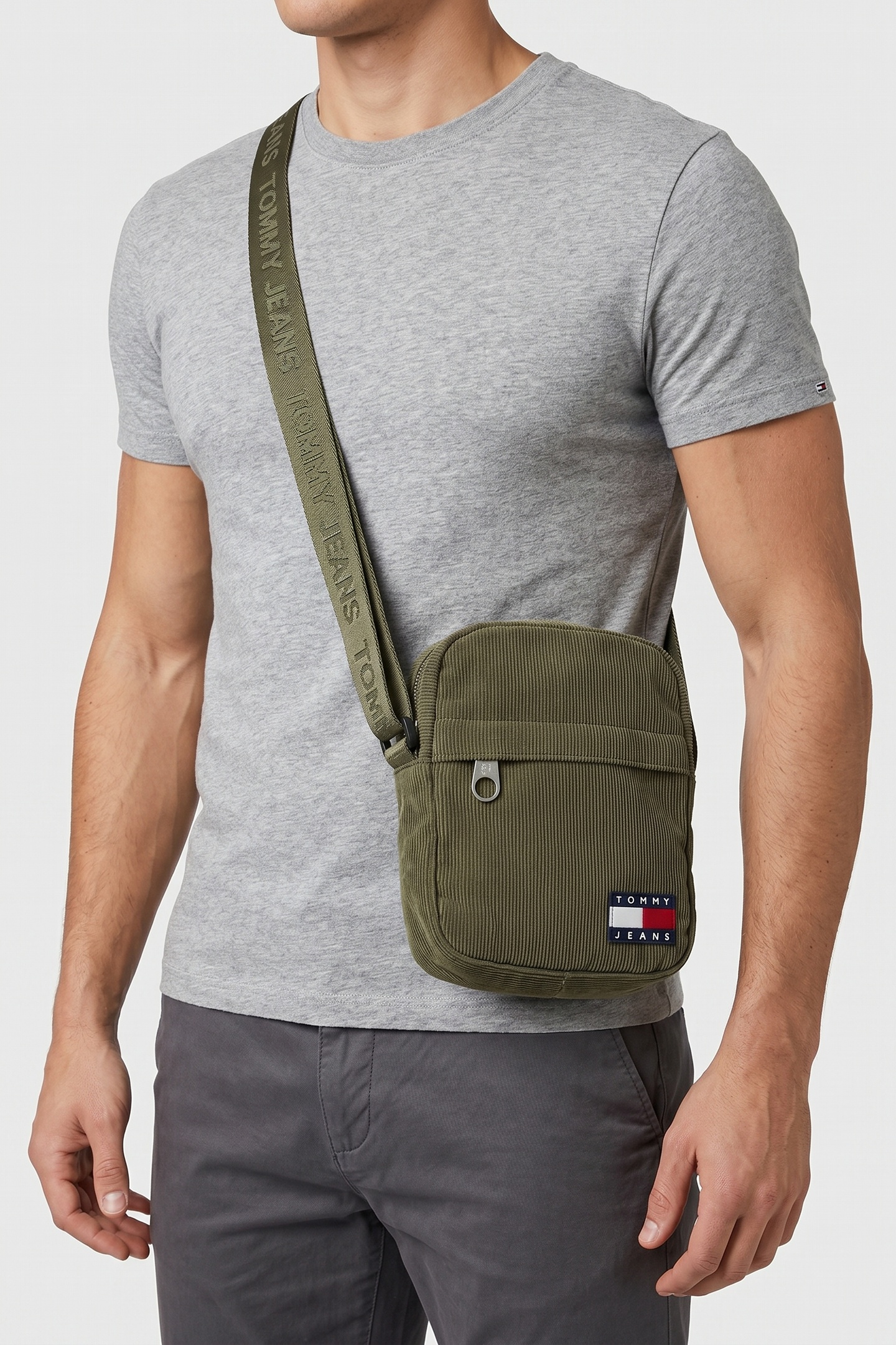 Tommy Hilfiger Essential Daily Crossover Bag Dark Greenery Maat: OS | Tassen Outlet | Heren | Groen