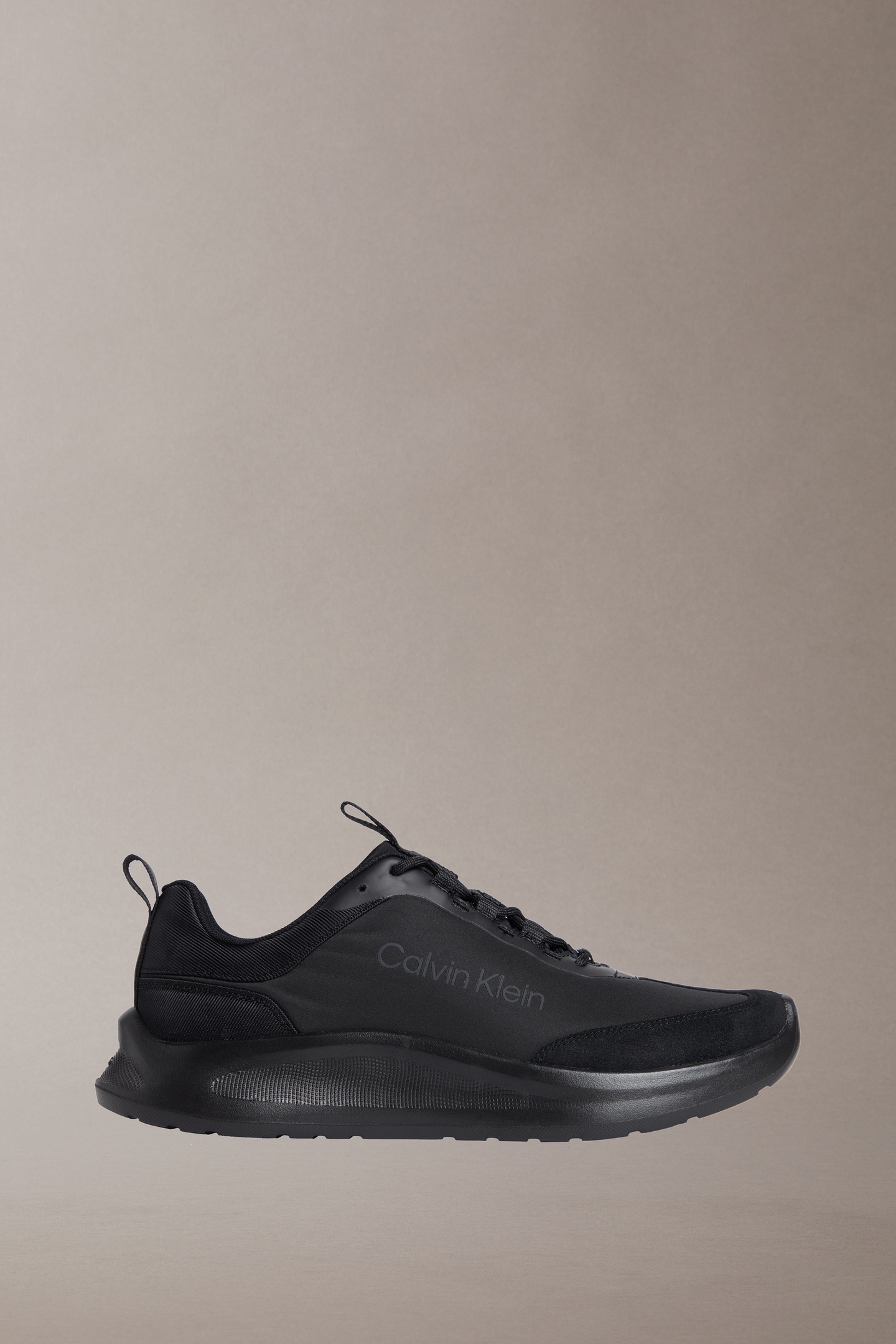 Calvin Klein Light Eva Runner Triple Black Maat: 43 | Sneakers Outlet | Heren | Zwart