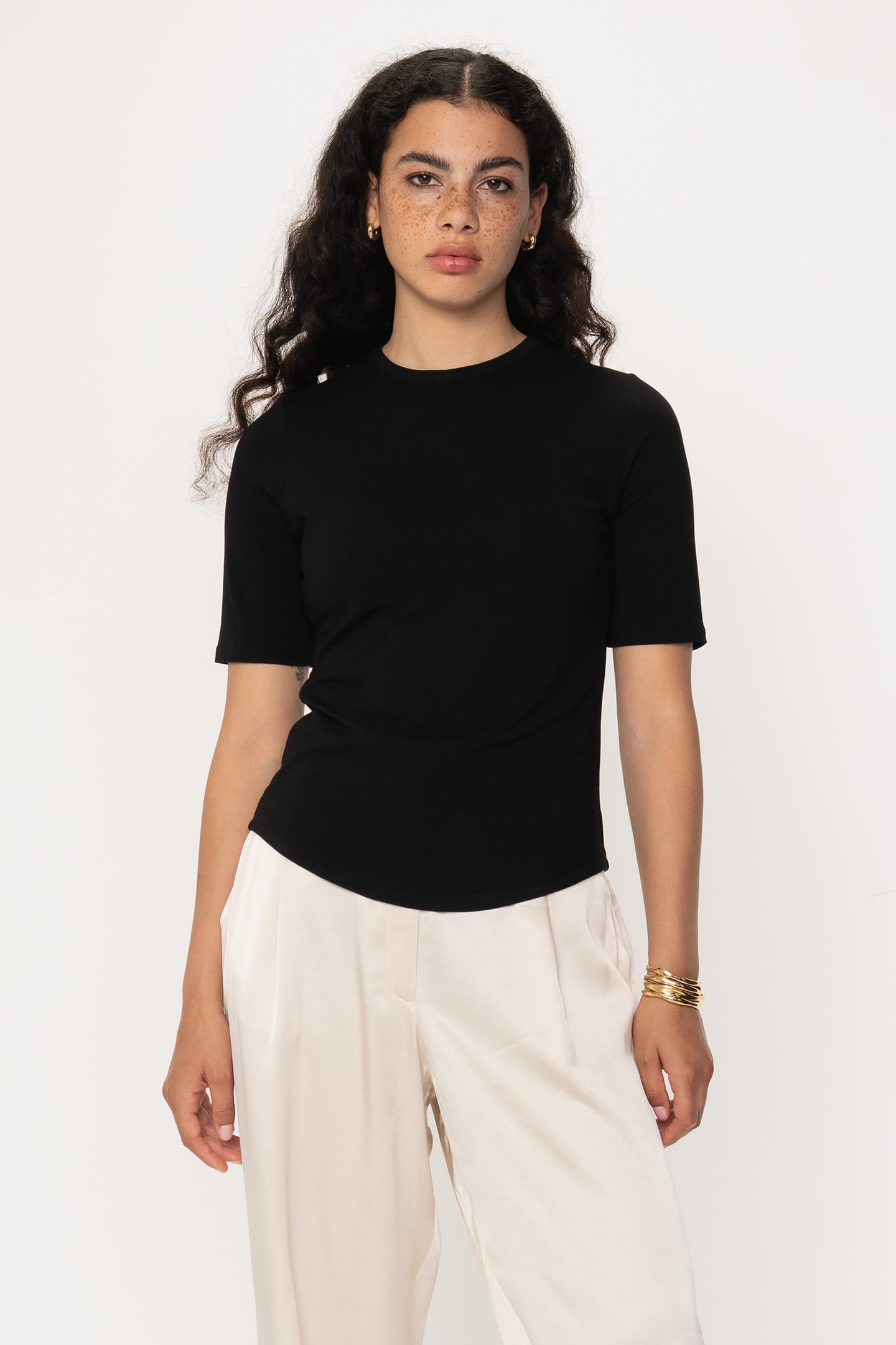 VIVEH Spica Top Black Maat: 34 | Tops Outlet | Dames | Zwart