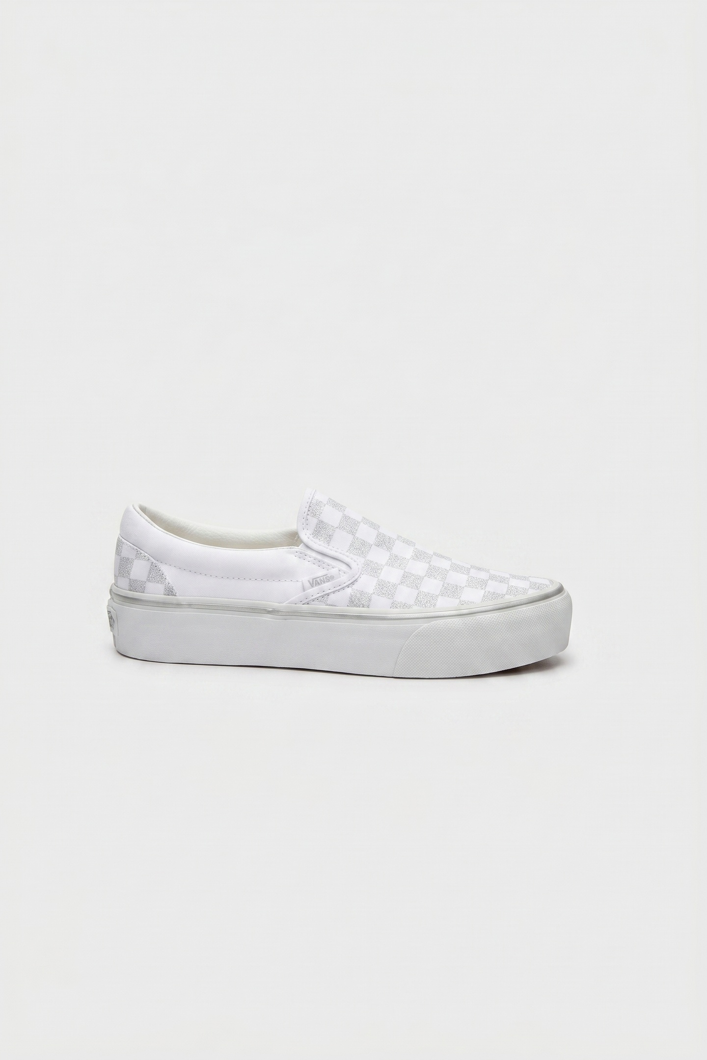 Vans Unisex Classic Slip-on Platform Metallic Checkrbrd Silver Maat: 42 | Sneakers Outlet | Unisex | Zilver