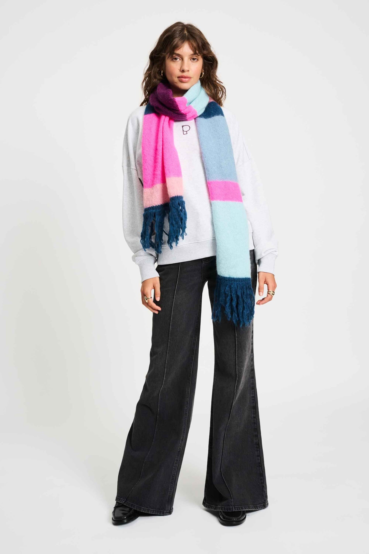 POM Amsterdam Shawl - Brushed Stripes Blue Maat: OS | Sjaals Outlet | Dames | Blauw