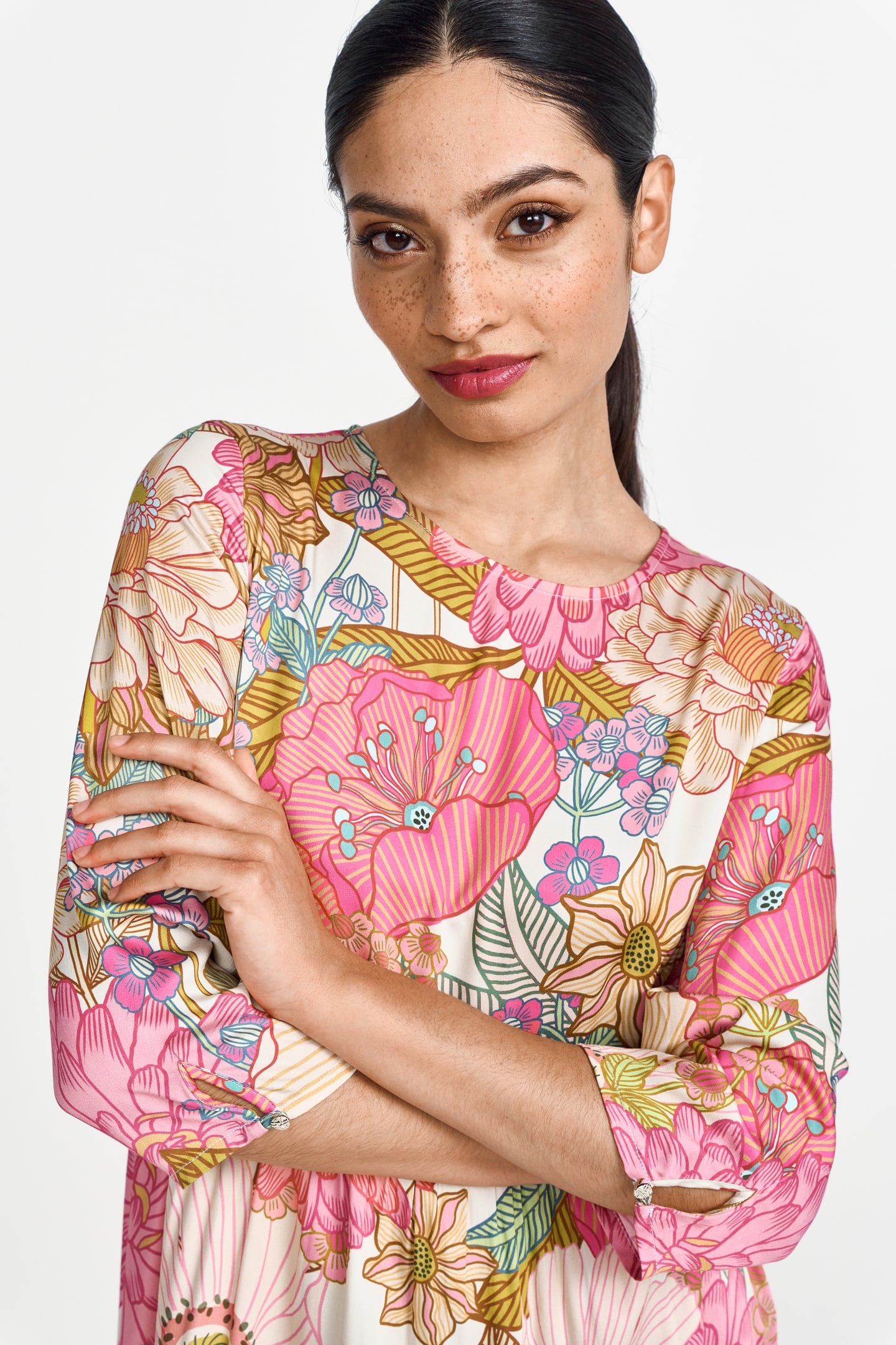 Rich & Royal Printed Midi Dress With Smocked Chest Spring Blush Maat: 38 | Midi Jurken Outlet | Dames | Roze