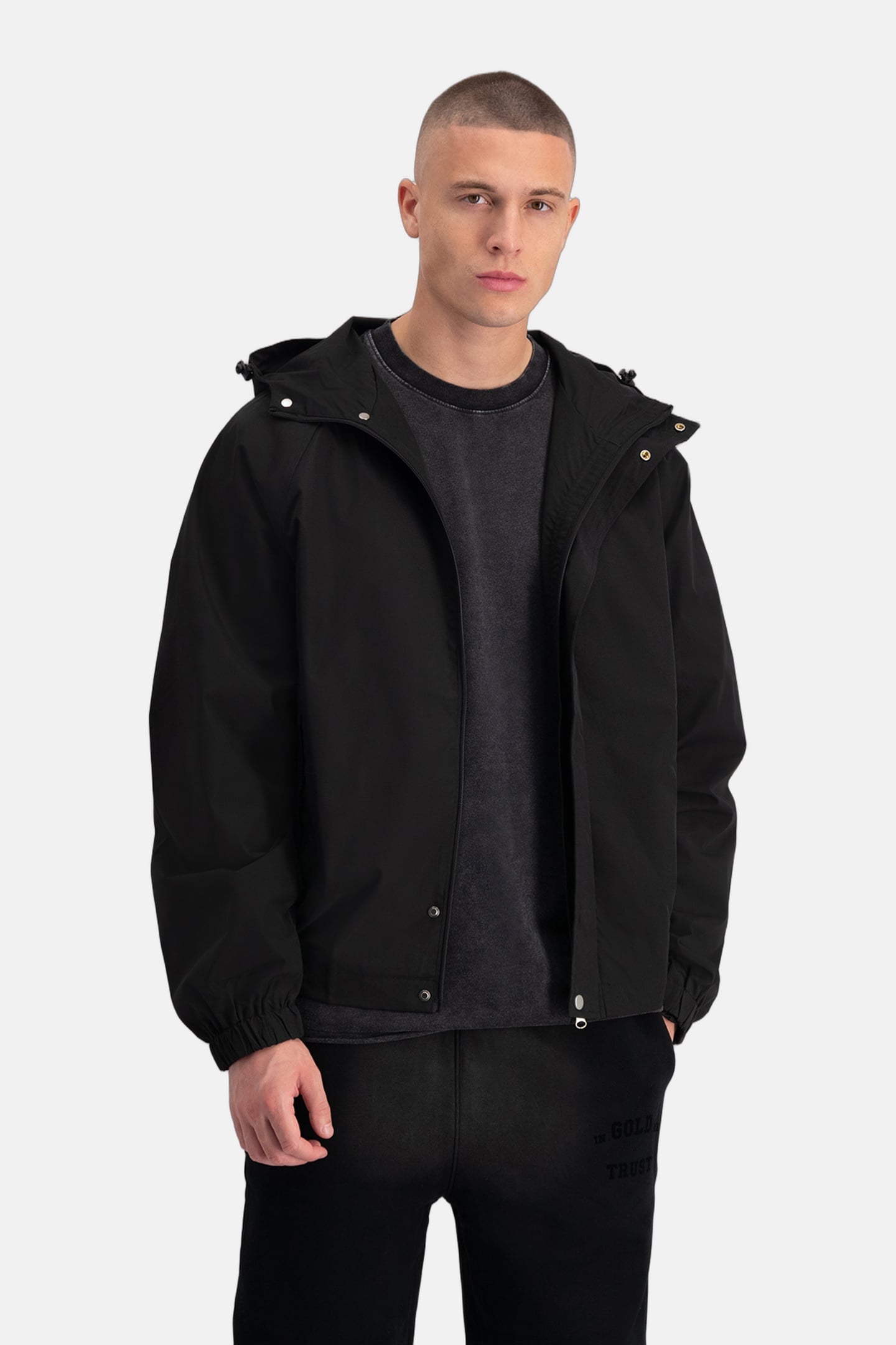 In Gold We Trust The Score Black Maat: XS | Sport Jassen Outlet | Unisex | Zwart