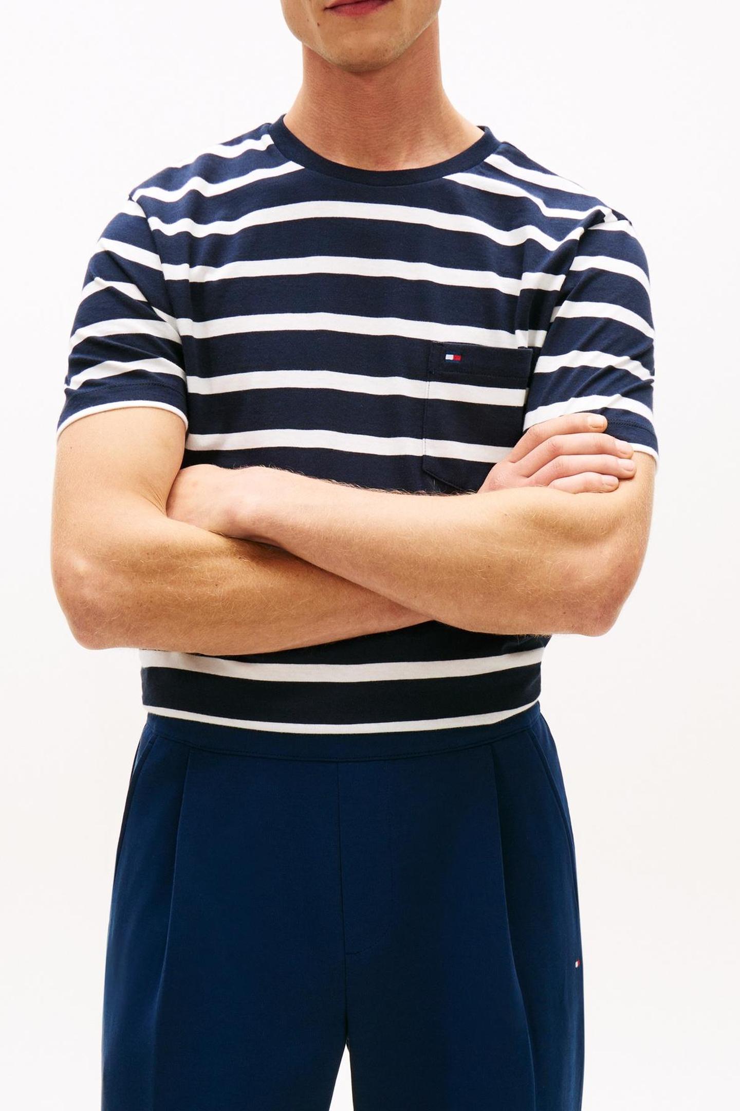 Tommy Hilfiger Essential Regular Fit Stripe T-shirt Desert Sky/ecru Stripe Maat: XL | Basic T-Shirts Outlet | Heren | Blauw