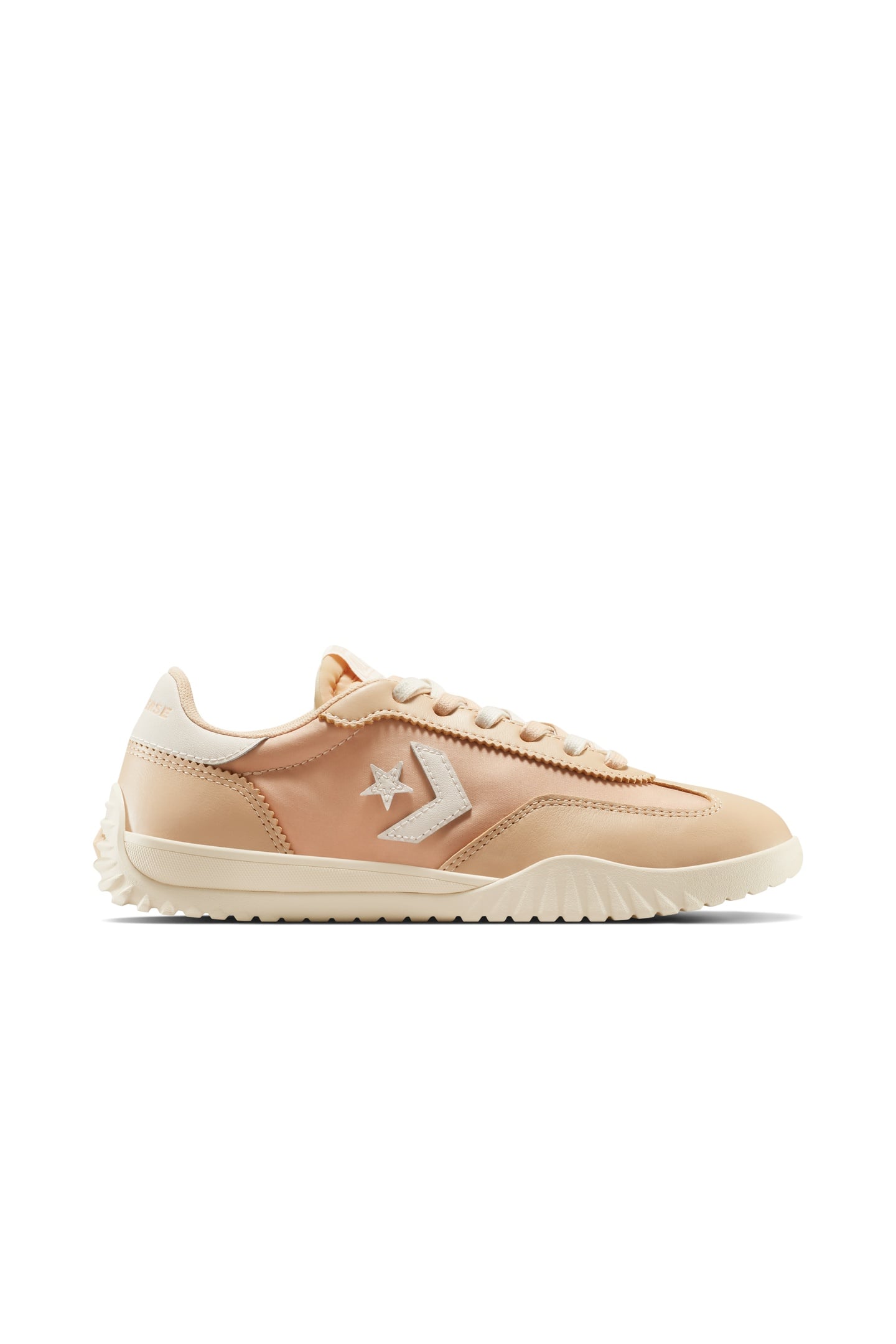 Converse Unisex Run Star Trainer Ox Coastal Dune Maat: 44 | Sneakers Outlet | Unisex | Beige