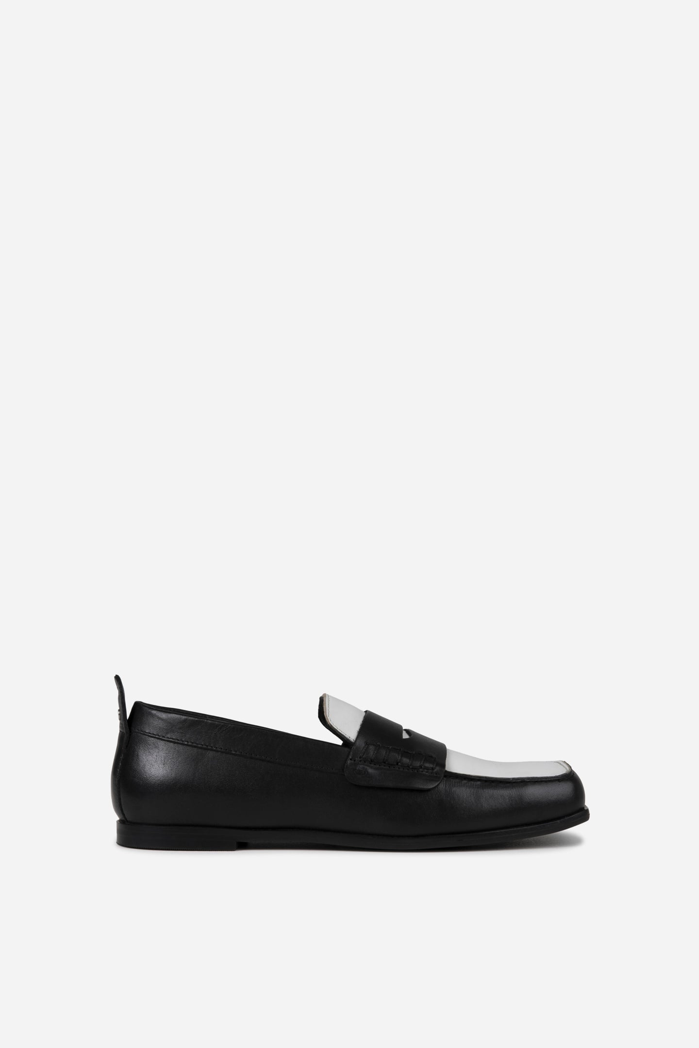 Bronx Colb-y Low Shoe Black/off White Maat: 40 | Instappers Outlet | Dames | Zwart