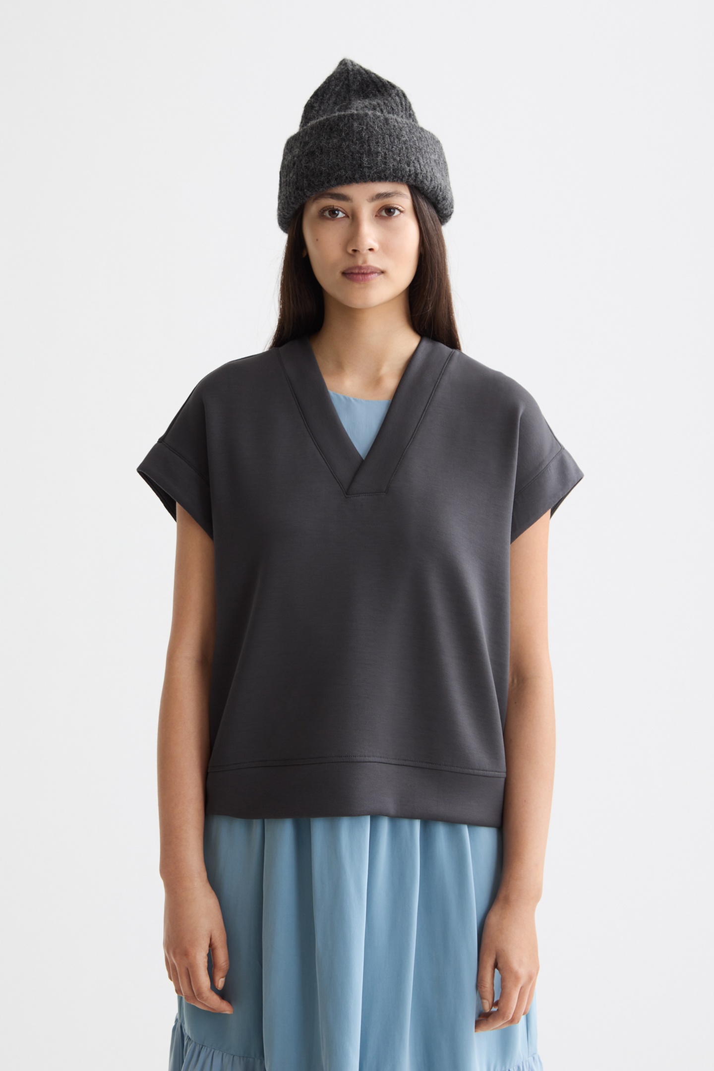 Scotch & Soda V-neck Sleeveless Modal Sweatshirt Charcoal Art Maat: S | Sweaters Outlet | Dames | Grijs