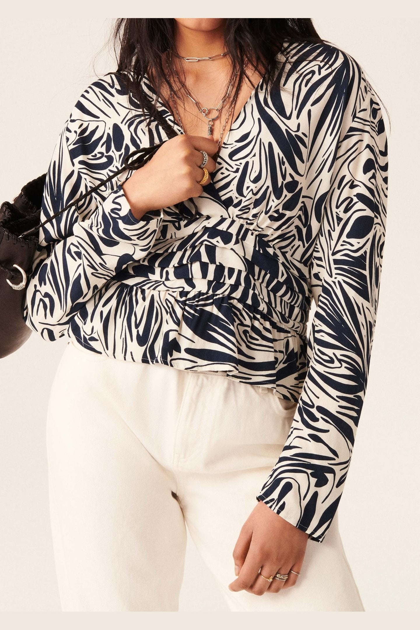 BA&SH Top Cae Ecru Maat: L | Longsleeves Outlet | Dames | Blauw