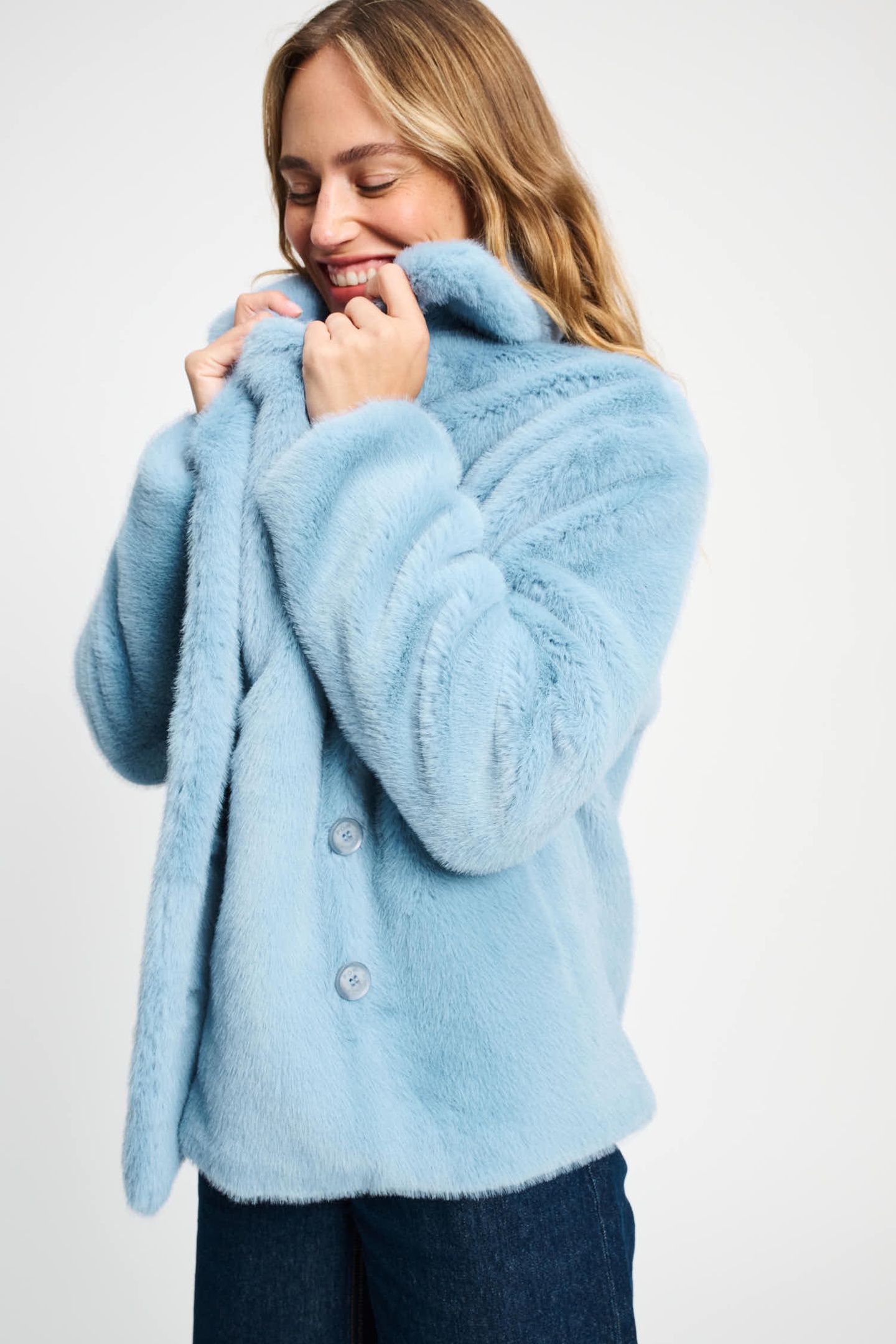 POM Amsterdam Coat - Fur Misty Blue Maat: 40 | Faux-Fur Jassen Outlet | Dames | Blauw