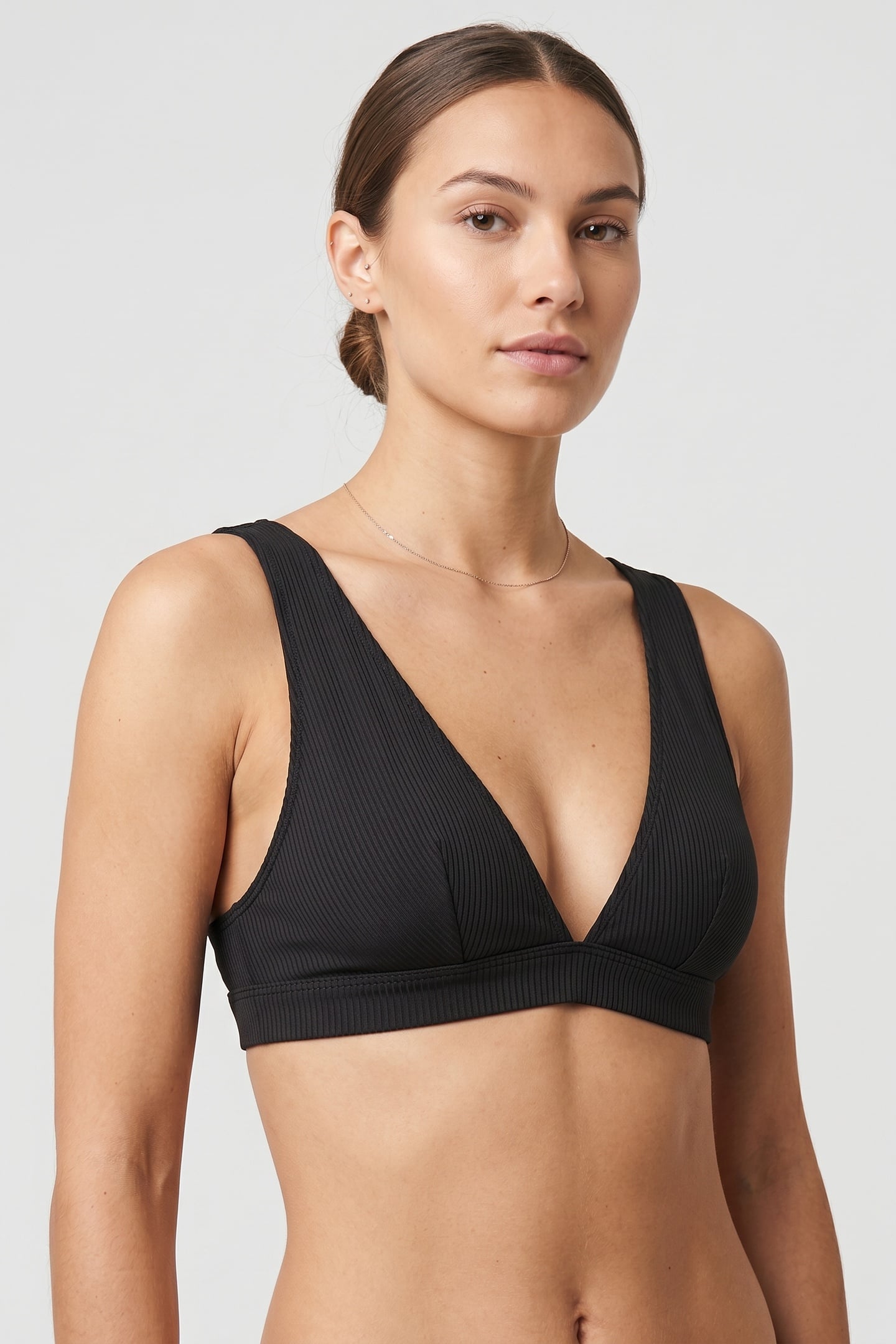 & Other Stories Remi Triangle Black Maat: 40 | Bikini's Outlet | Dames | Zwart