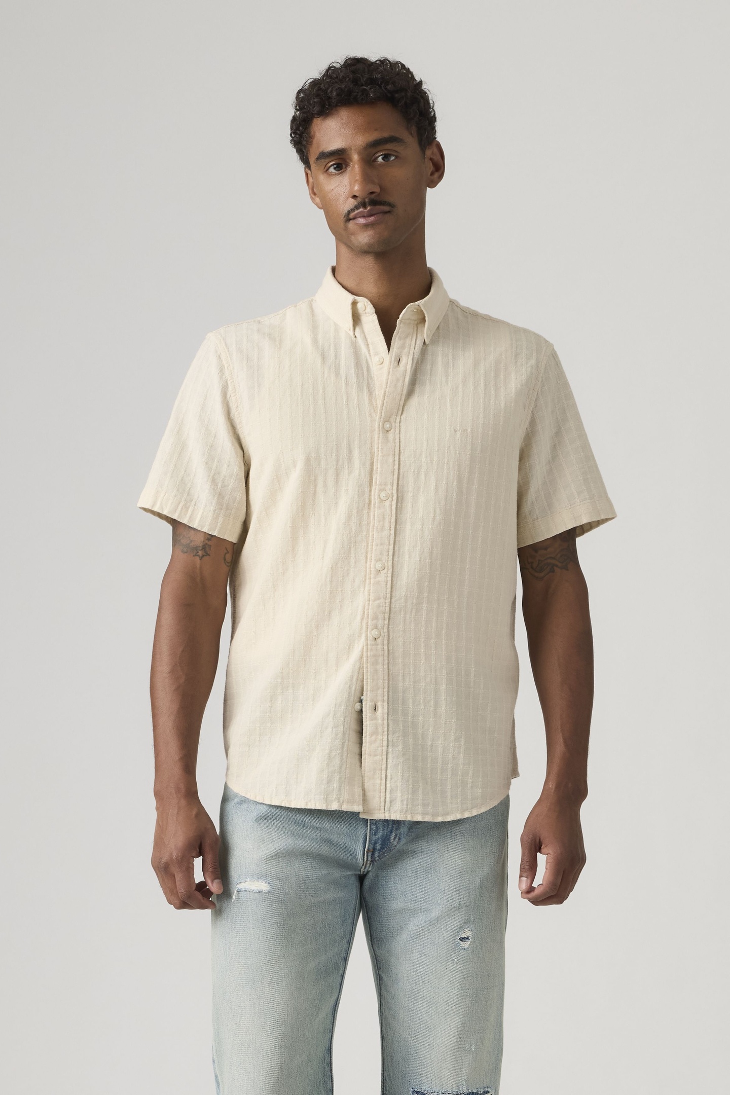 Levi's Short Sleeve Authentic Button-down Shirt Maat: L | Casual Overhemden Outlet | Heren | Beige
