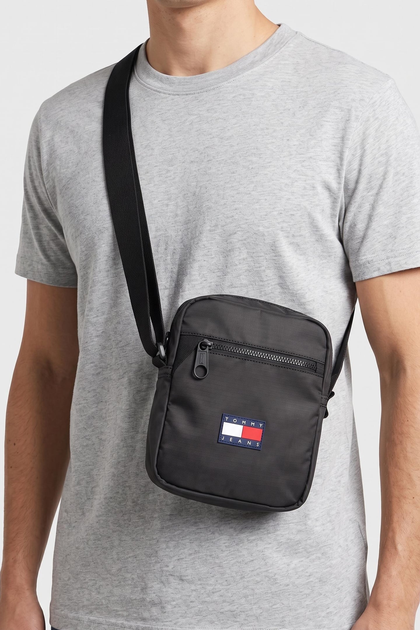 Tommy Hilfiger Daily Tech Reporter Crossover Bag Black Maat: OS | Messengertassen Outlet | Heren | Zwart