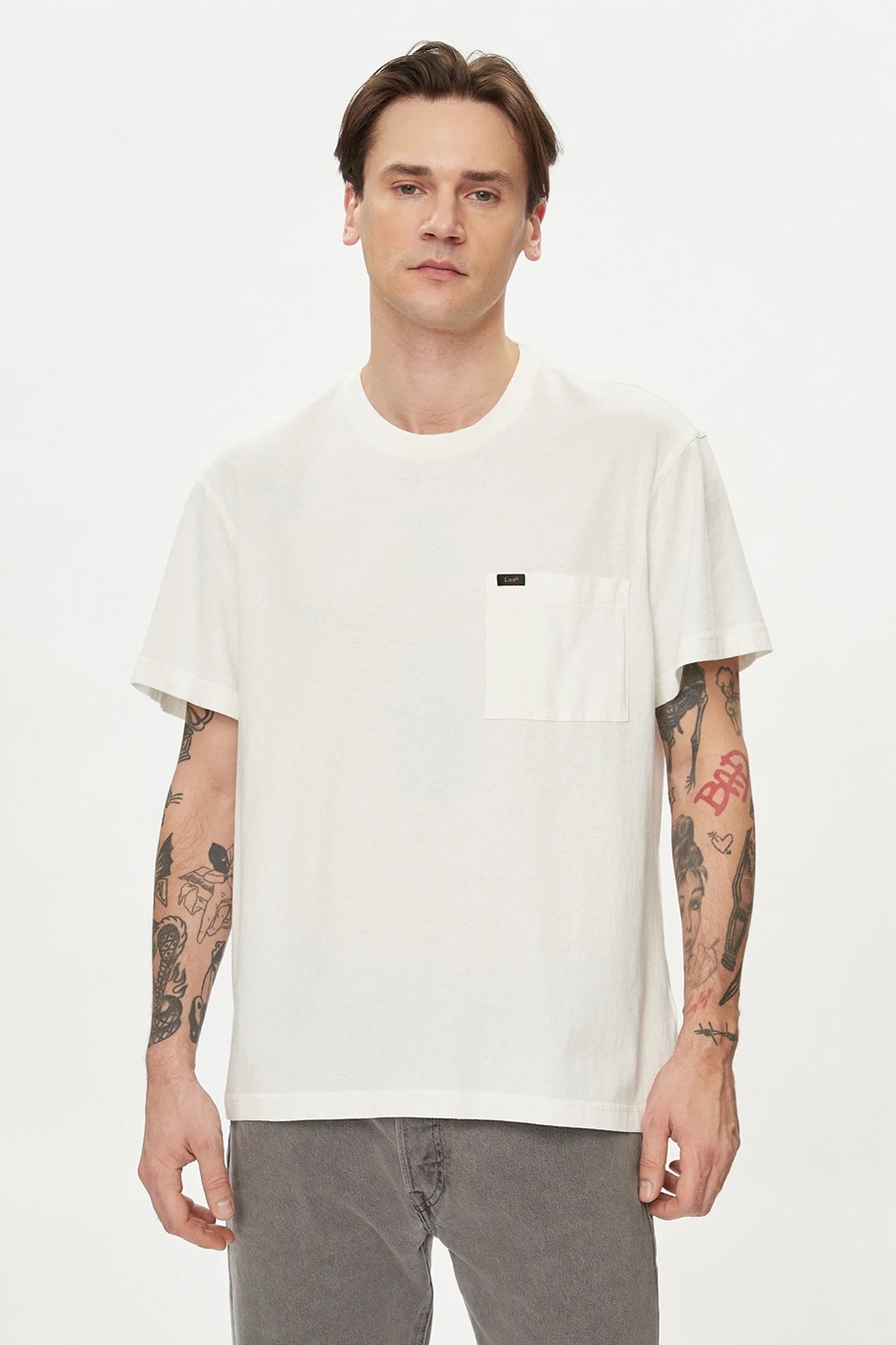Lee Relaxed Pocket Tee Ecru Maat: L | Basic T-Shirts Outlet | Heren | Wit