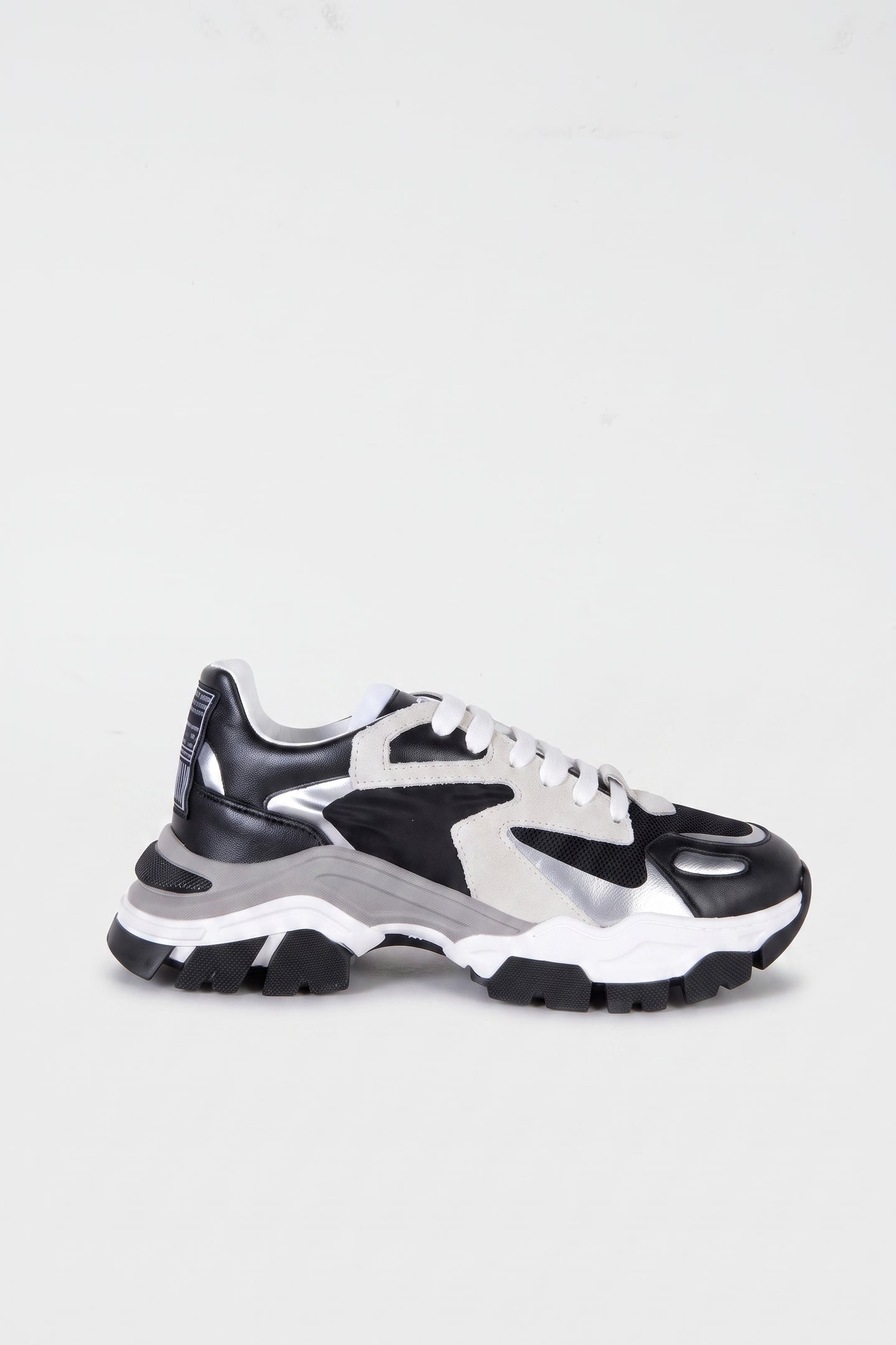 Moschino Calfskin Sneakers Black Maat: 37 | Sneakers Outlet | Dames | Zwart