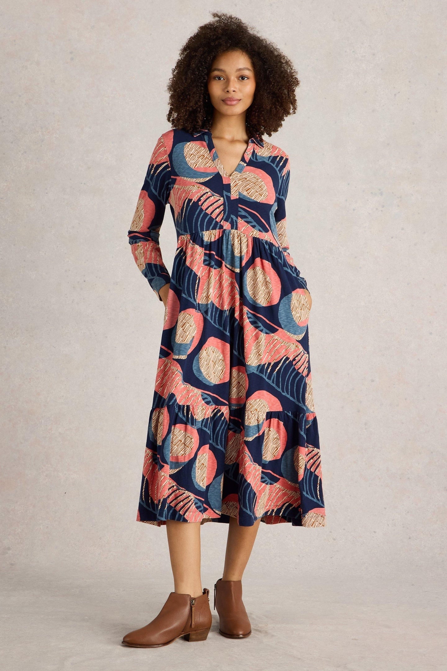 White Stuff Aimee Jersey Dress Navy Multi Maat: 18 | Blousejurken Outlet | Dames | Blauw