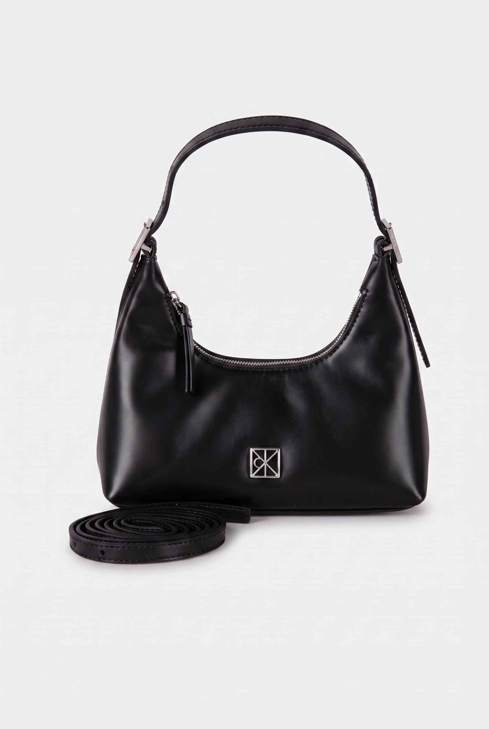 Calvin Klein Emblem Leather Mini Shoulder Bag Black Maat: OS | Handtassen Outlet | Dames | Zwart