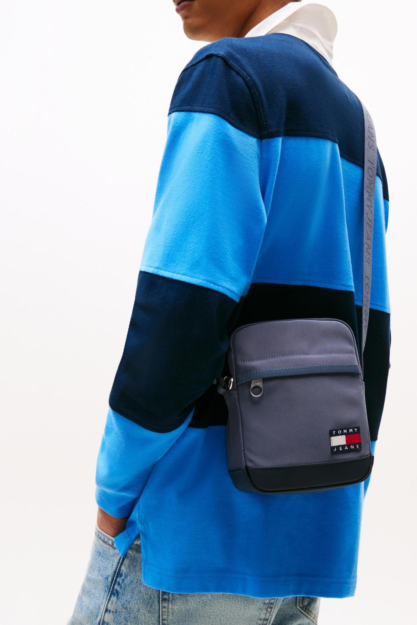 Tommy Hilfiger Essential Daily Reporter Crossover Bag Navy Fleet Maat: OS | Tassen Outlet | Heren | Blauw