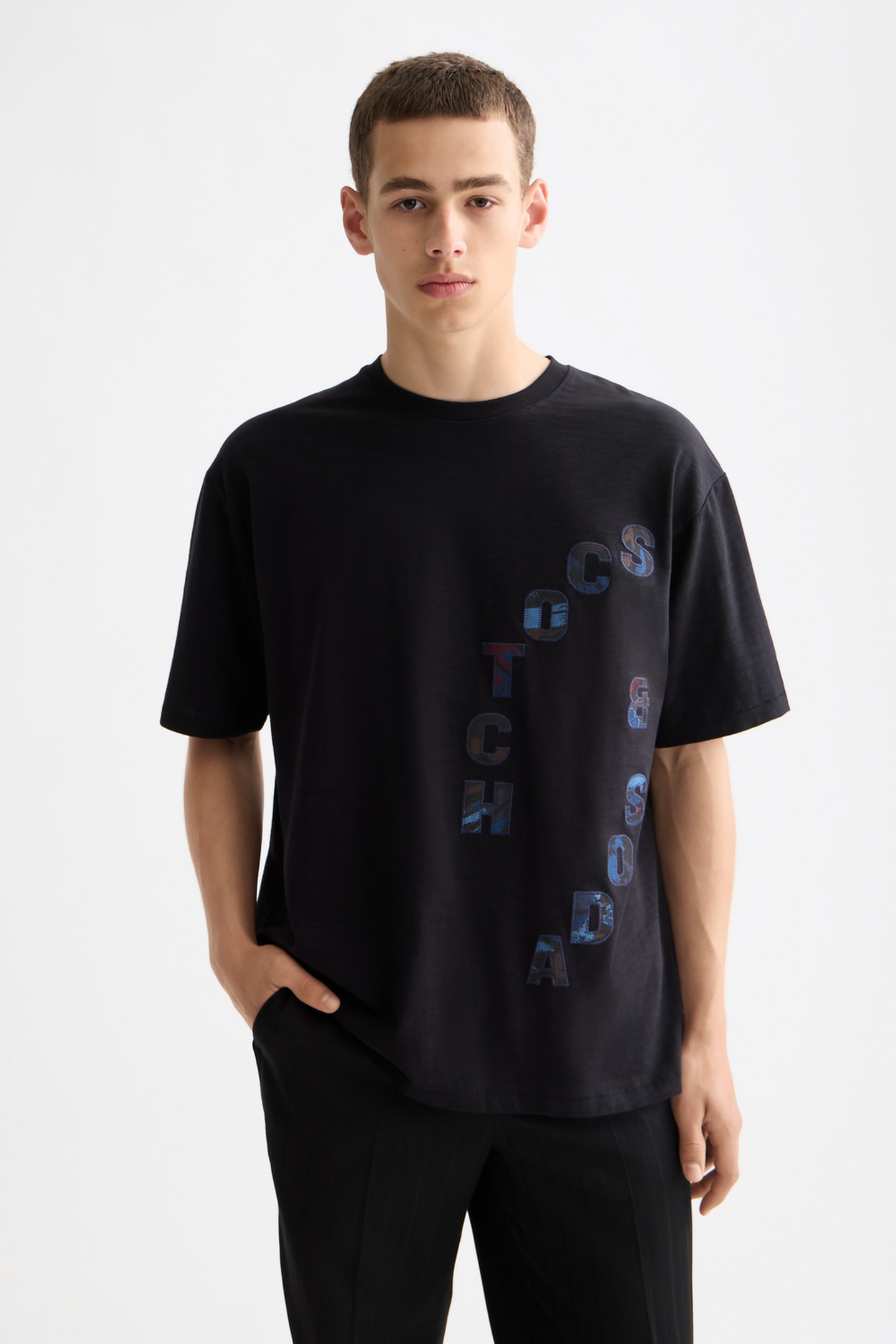 Scotch & Soda Loose Fit Applique T-shirt Meteorite Maat: XL | T-shirts met Print Outlet | Heren | Zwart