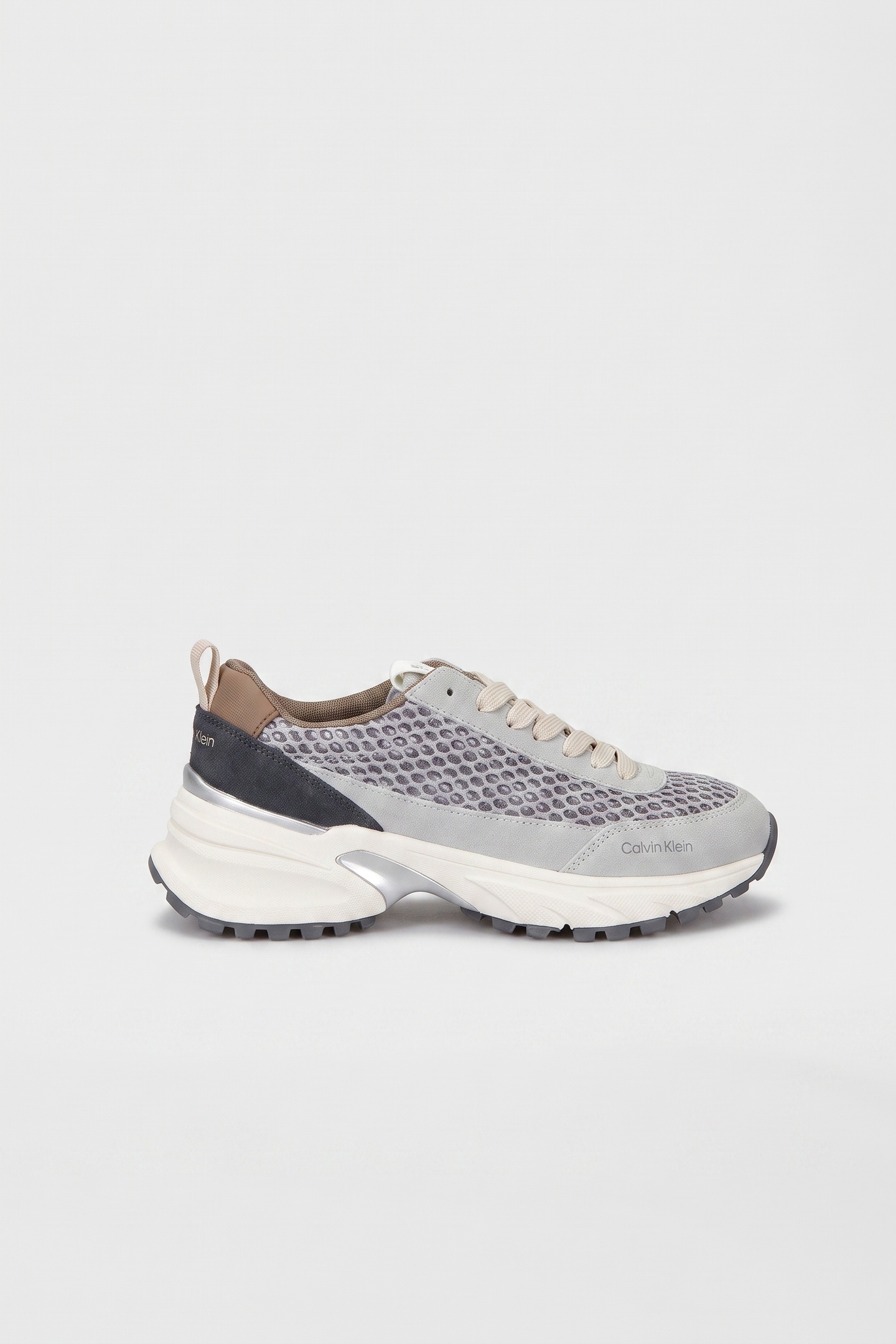 Calvin Klein Hike Runner Lace-up Sneaker Desert Taupe/silver/coal Taglia: 39 | Sneakers Outlet | Donna | Nero