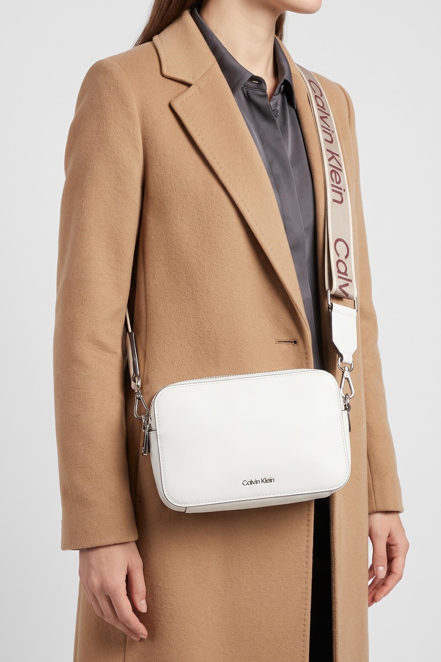 Calvin Klein Webbing Double Strap Crossover White Alyssum Maat: OS | Tassen Outlet | Dames | Wit