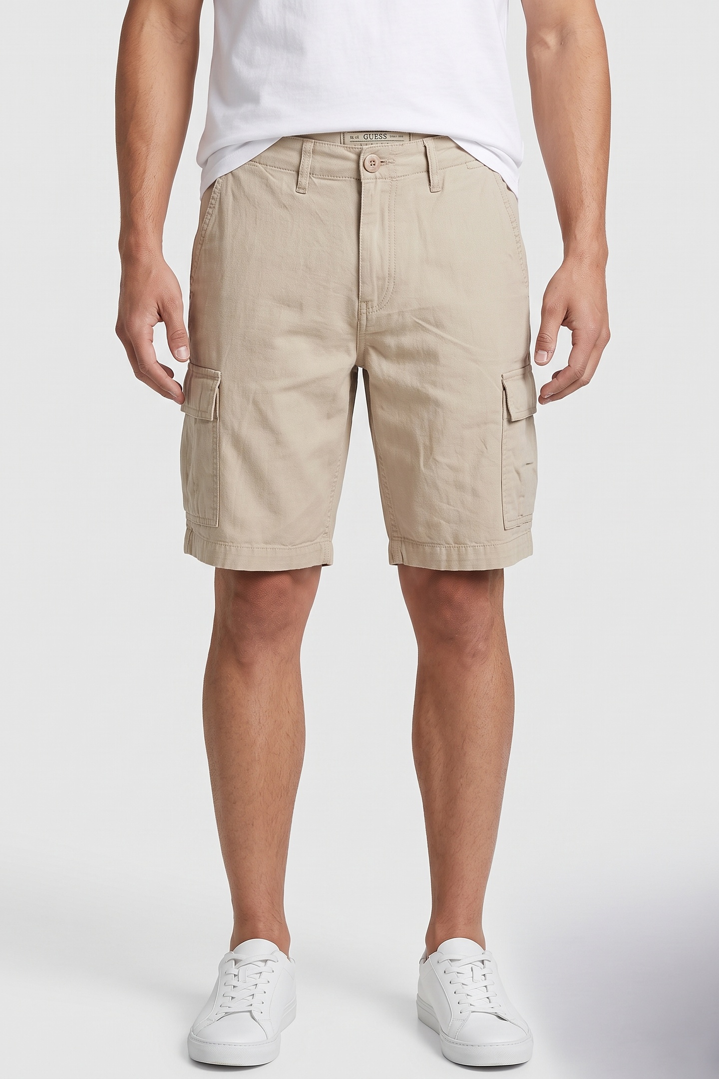 GUESS Eco Ben Short Impact Grey Maat: W36 | Korte Broeken Outlet | Heren | Beige