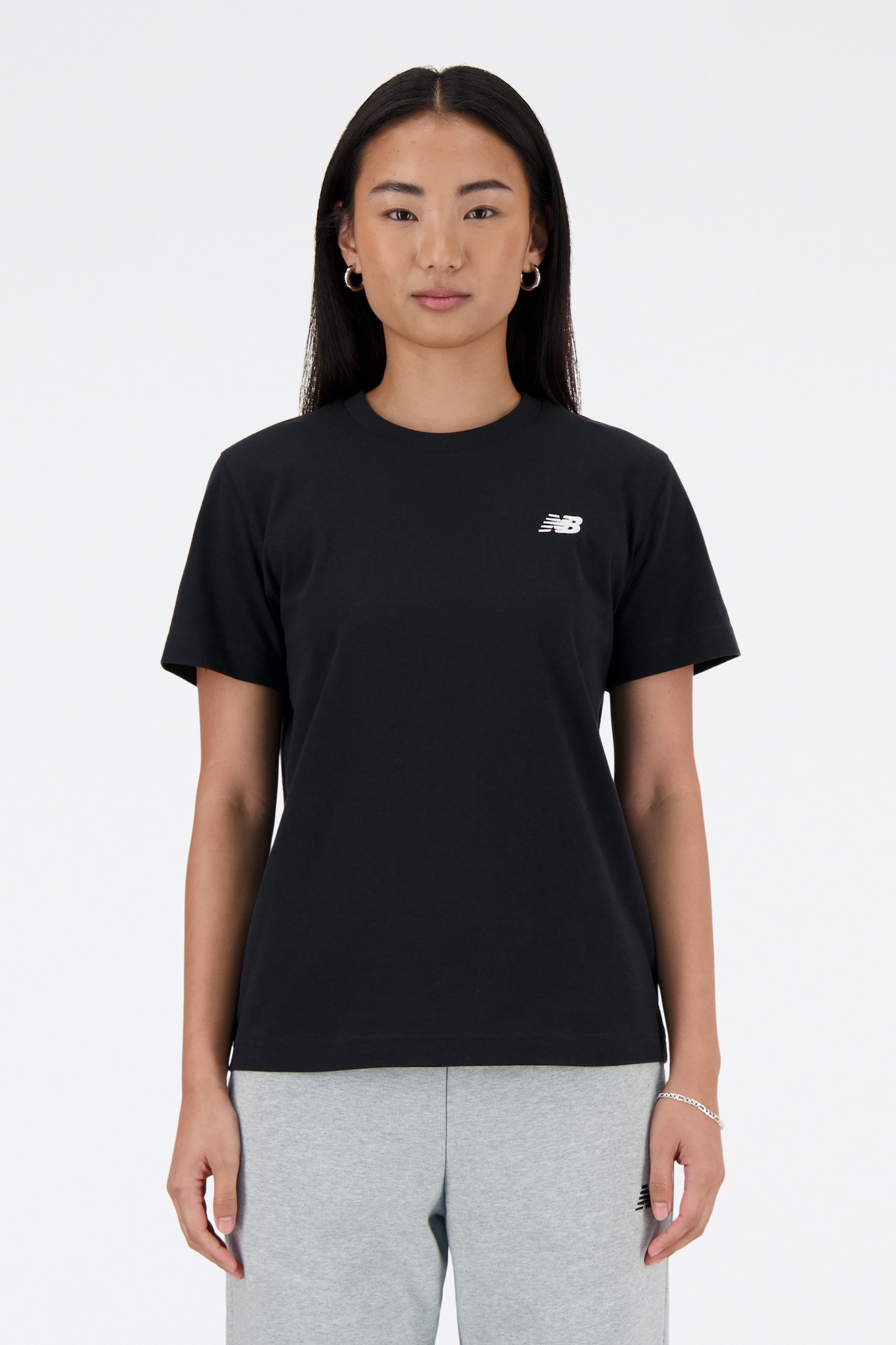 New Balance Sport Essentials Jersey T-shirt Black Maat: S | Sport Shirts Outlet | Dames | Zwart