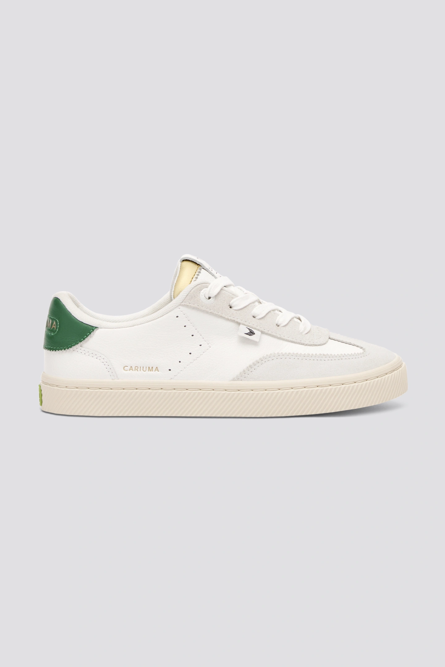 Cariuma Toca Soft Grain Leather And Suede Warm White Lush Green Maat: 38 | Sneakers Outlet | Unisex | Groen