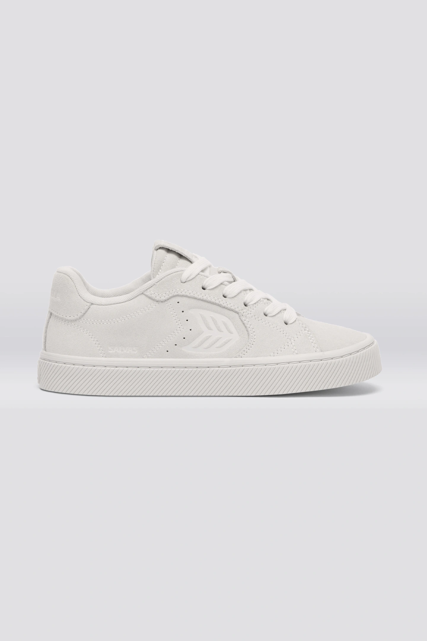 Cariuma Salvas Suede All Smoke White Maat: 42 | Sneakers Outlet | Unisex | Wit