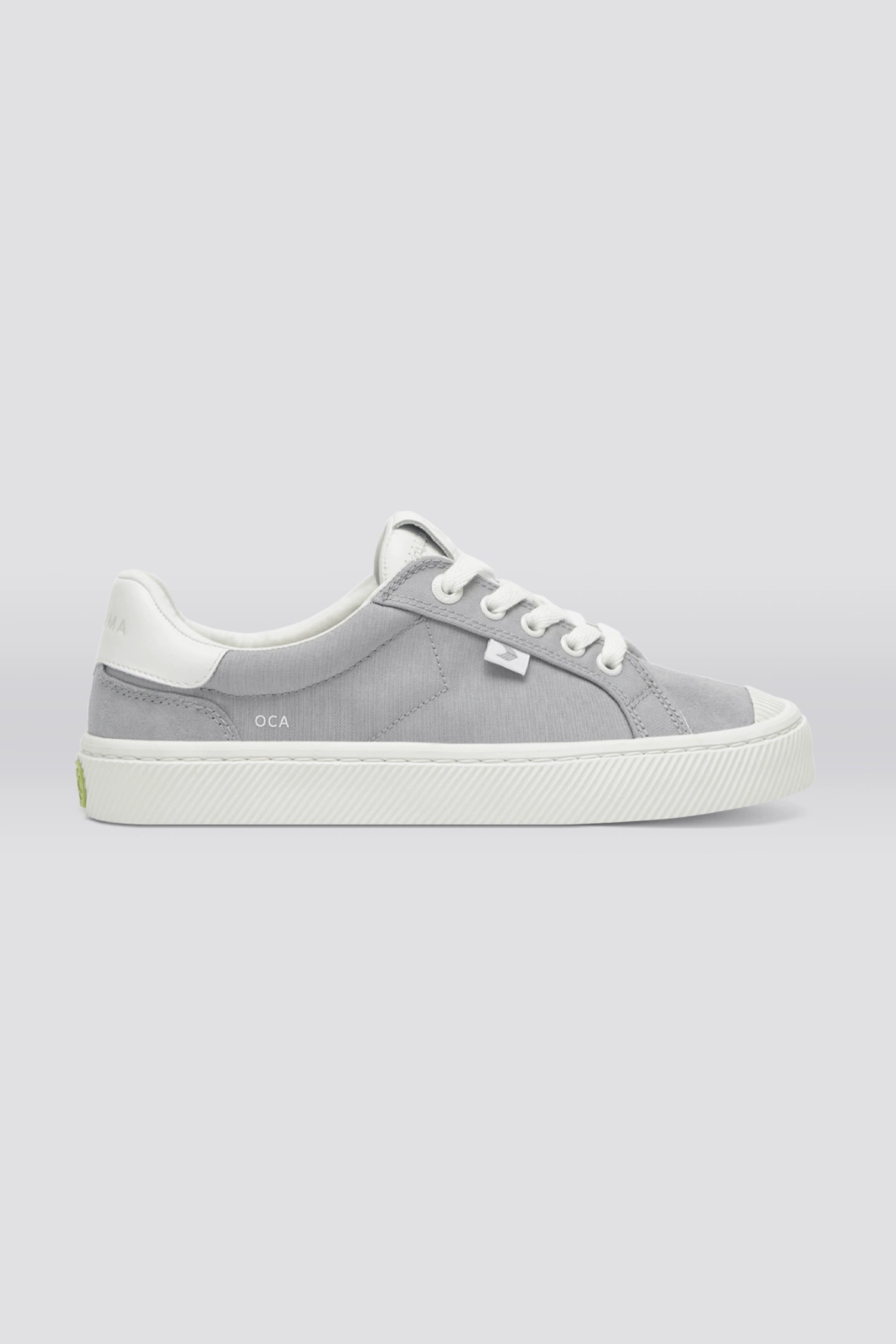 Cariuma Oca Nylon And Suede Light Grey Maat: 37 | Sneakers Outlet | Unisex | Grijs