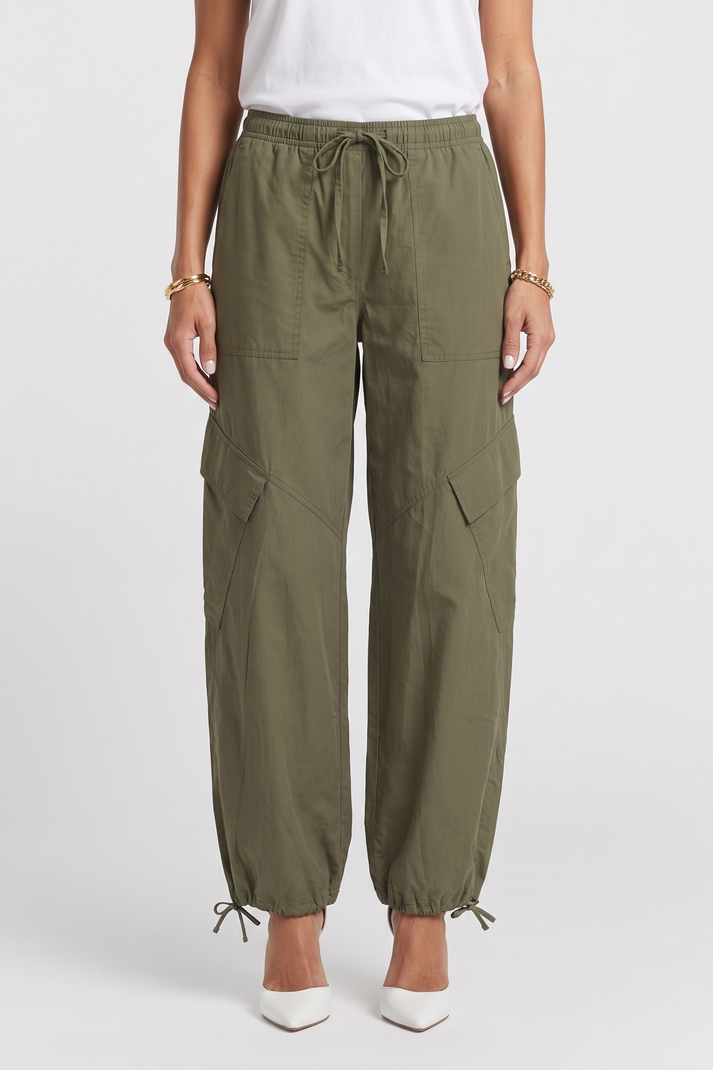 ARKET Eini Cargo Trouser Khaki Maat: 36 | Cargobroeken Outlet | Dames | Bruin