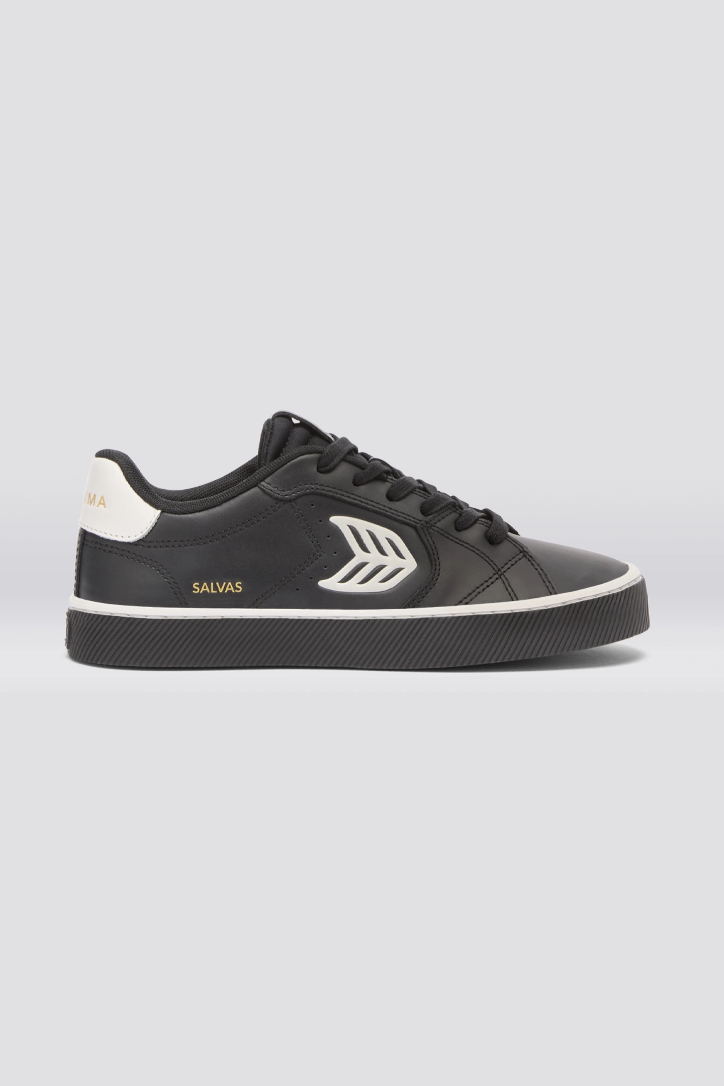 Cariuma Salvas Leather Black Maat: 42 | Sneakers Outlet | Unisex | Zwart