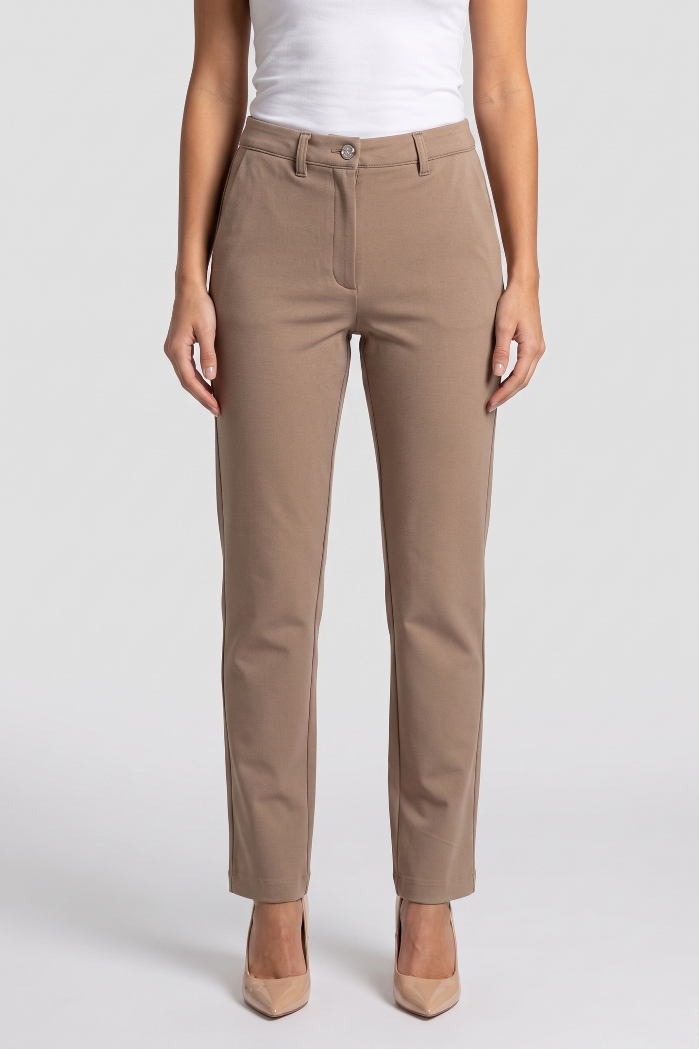 GUESS  Eco New Zoe Pant Silk Taupe Maat: XS/32 | Pantalons Outlet | Dames | Beige