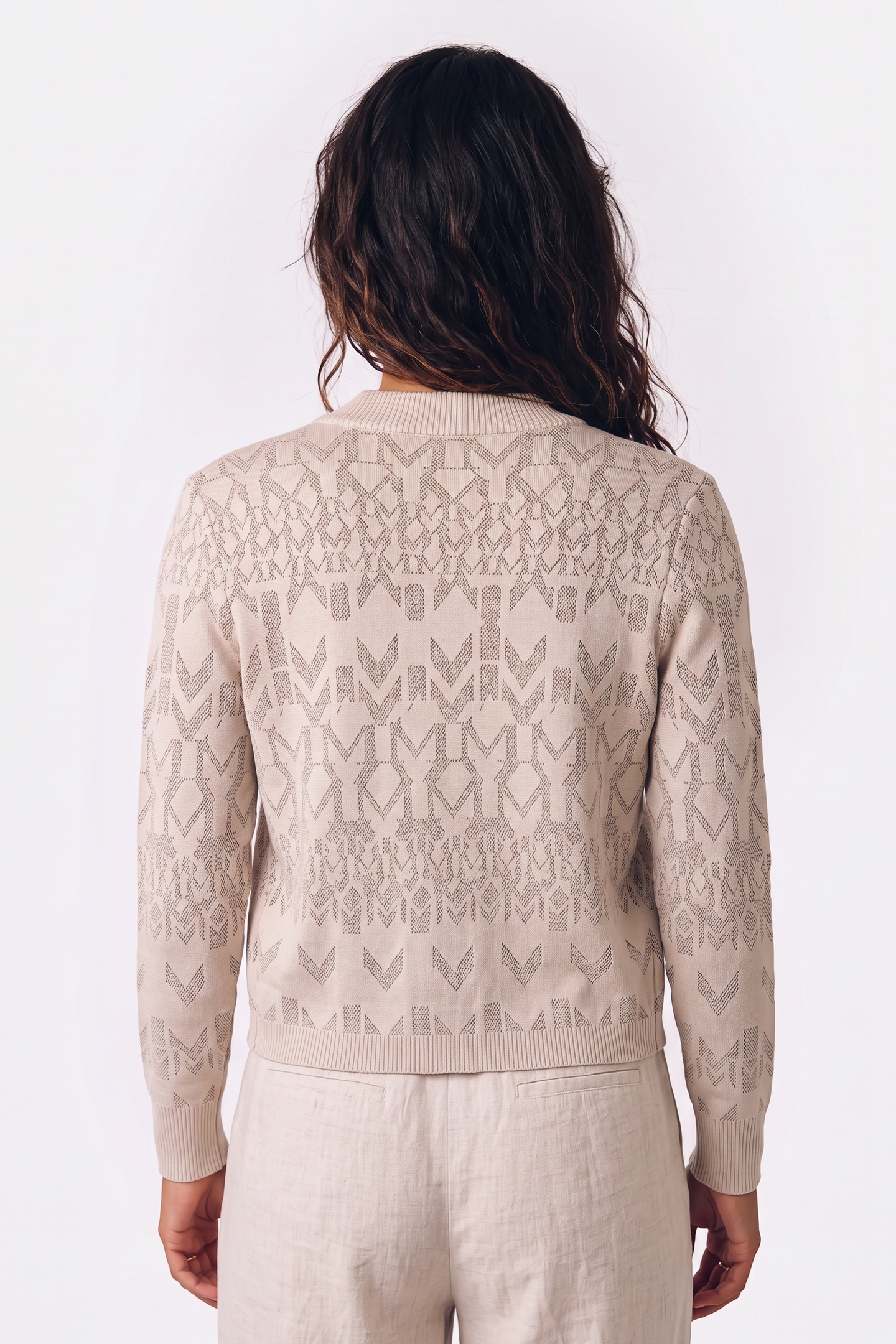 GUESS Billie Monogram Card Geom M Buff Taupe /d Taglia: L | Maglioni a maglia Outlet | Donna | Nero