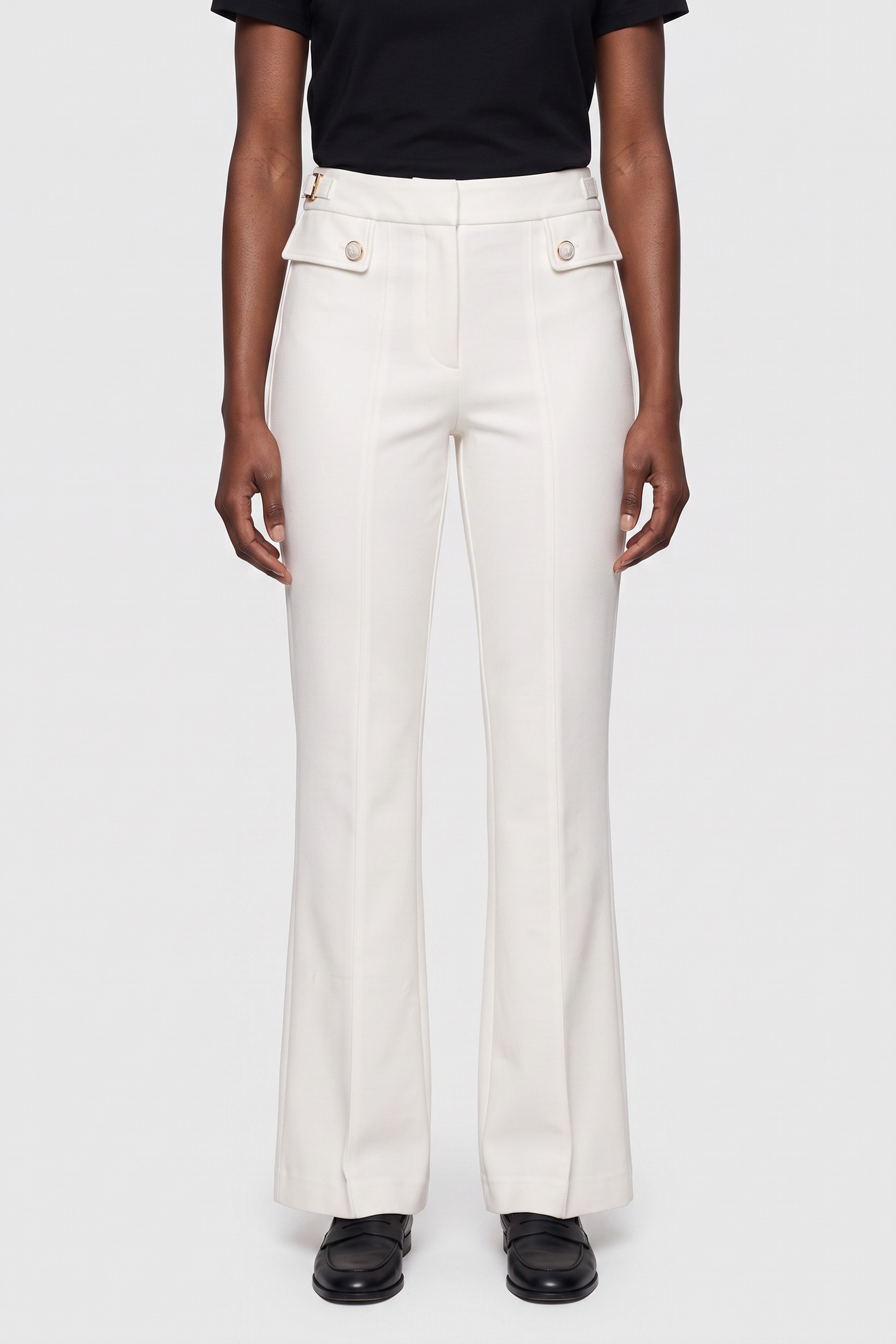 GUESS Gwen Cigarette Pants White Peaks Taglia: 36 | Pantaloni da completo Outlet | Donna | Bianco