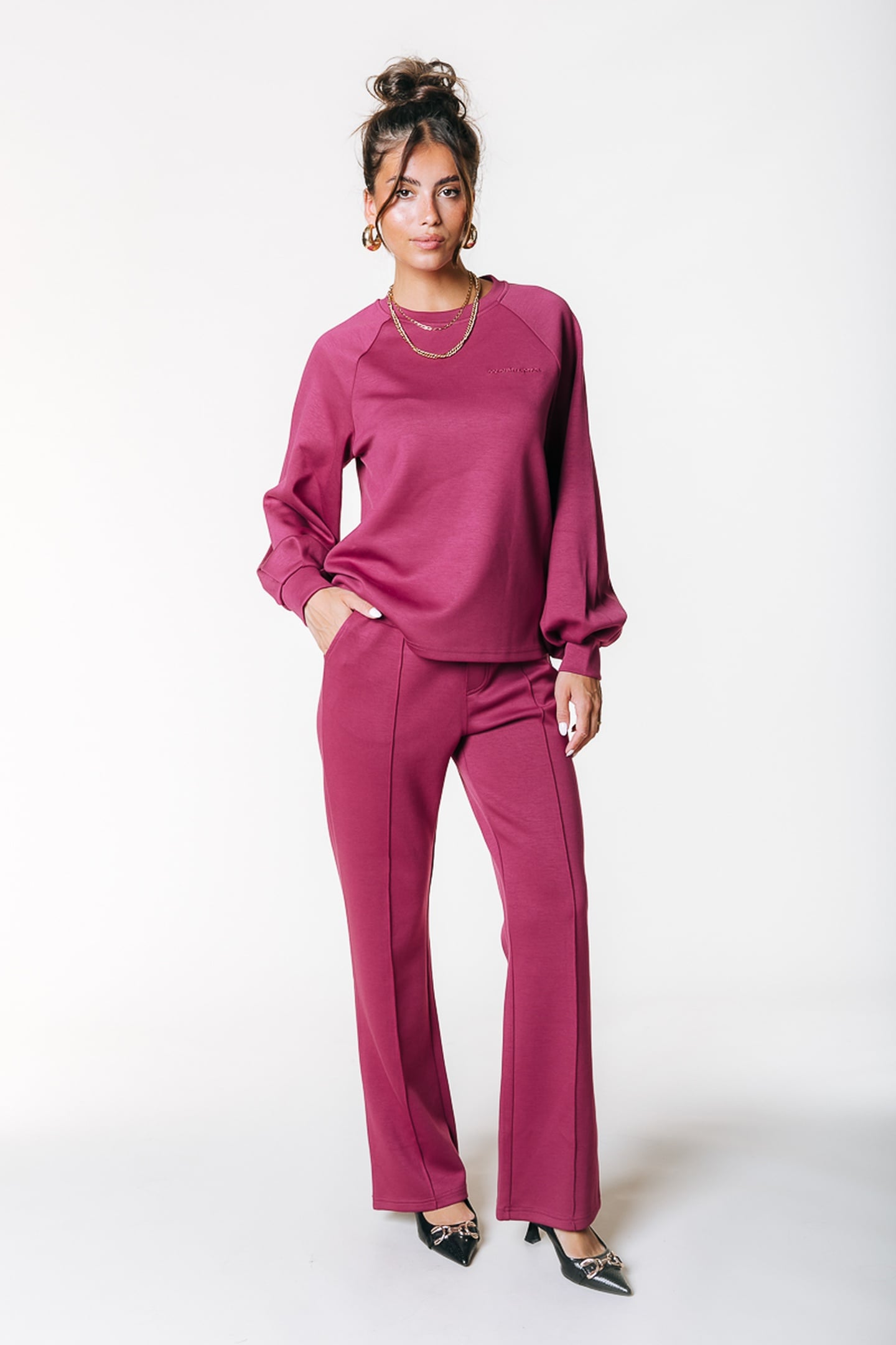 Colourful Rebel Jiby Pintuck Straight Pants Bordeaux Maat: M | Straight Broeken Outlet | Dames | Bordeaux
