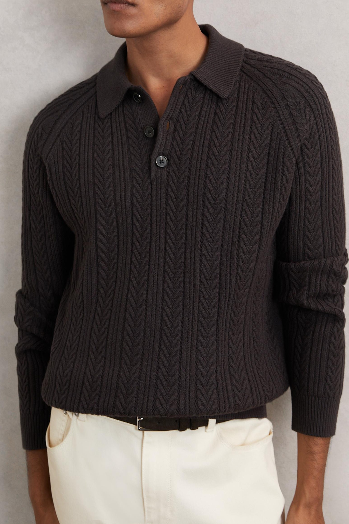 Reiss Ls Half Button Cable Jumper Chocolate Brown Maat: M | Sweaters Outlet | Heren | Bruin